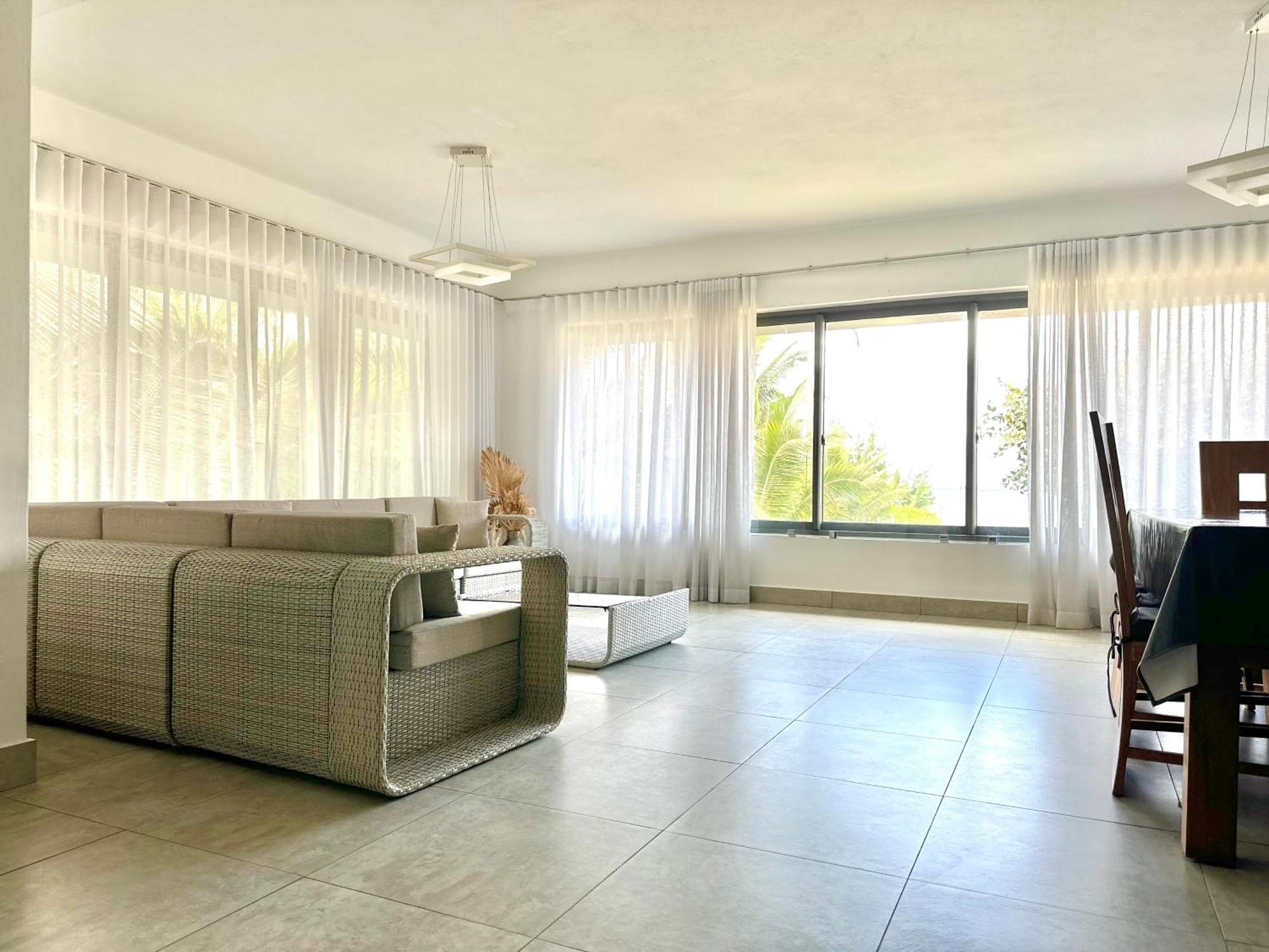 De Luxe Sur La Apartment