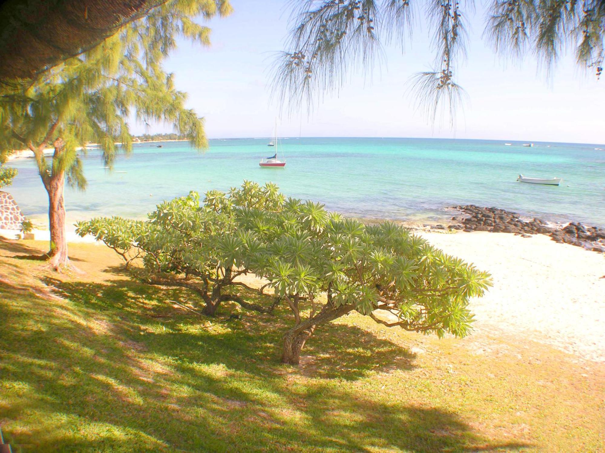 Ernestville 2 Beachfront *