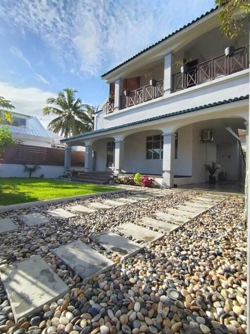 Villa Hive Blue Bay