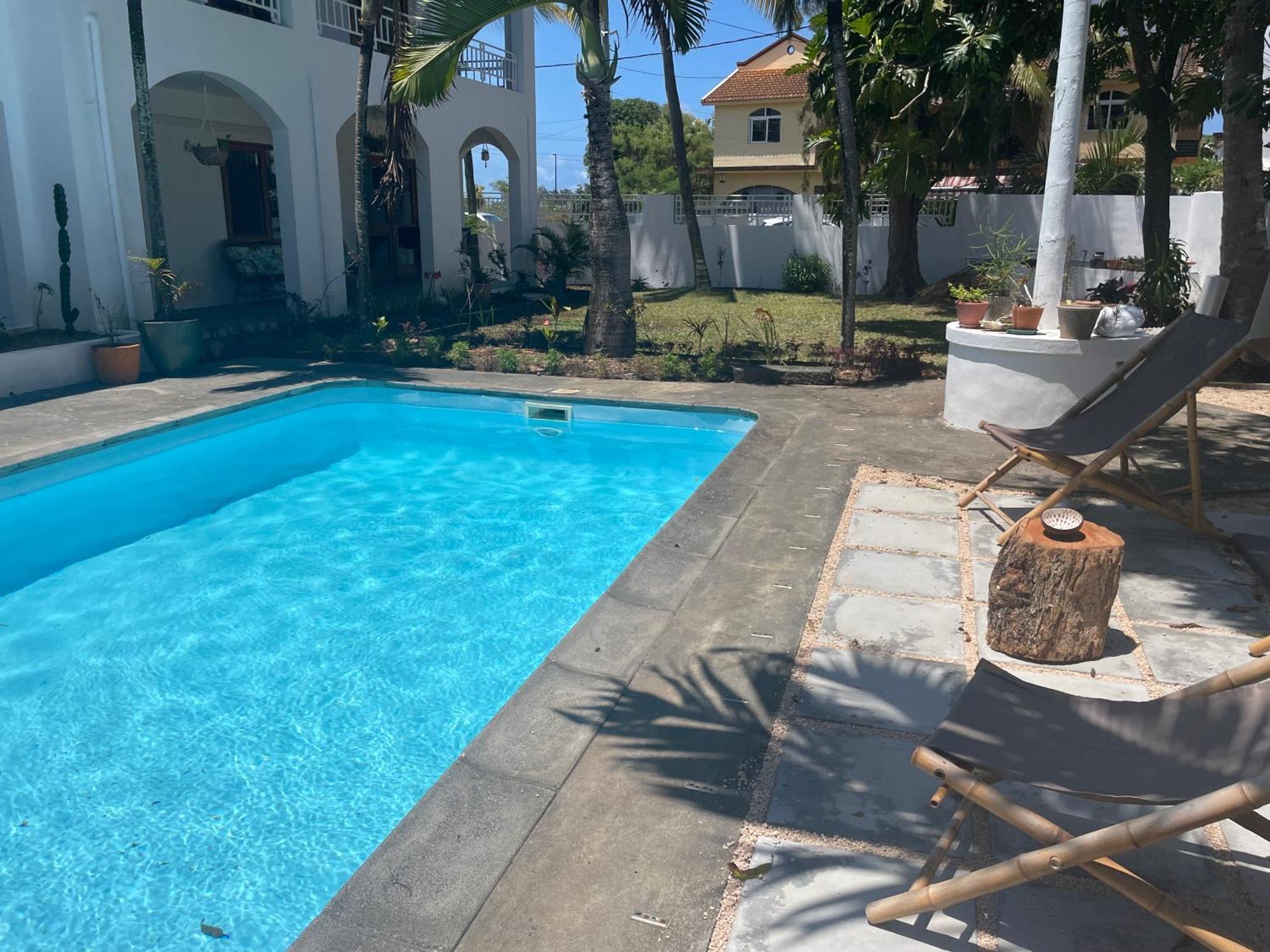 Link Road 69 Apartment Blue Bay