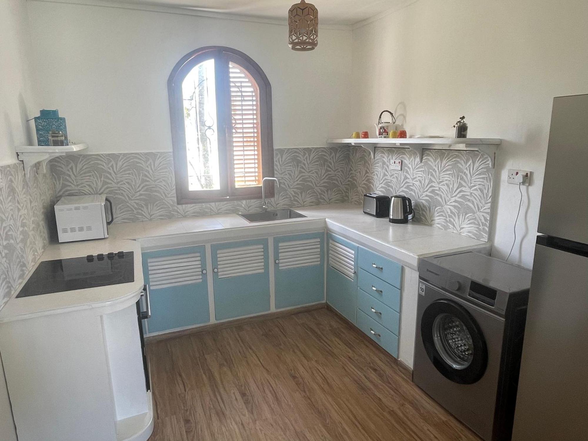 Link Road 69 Apartment