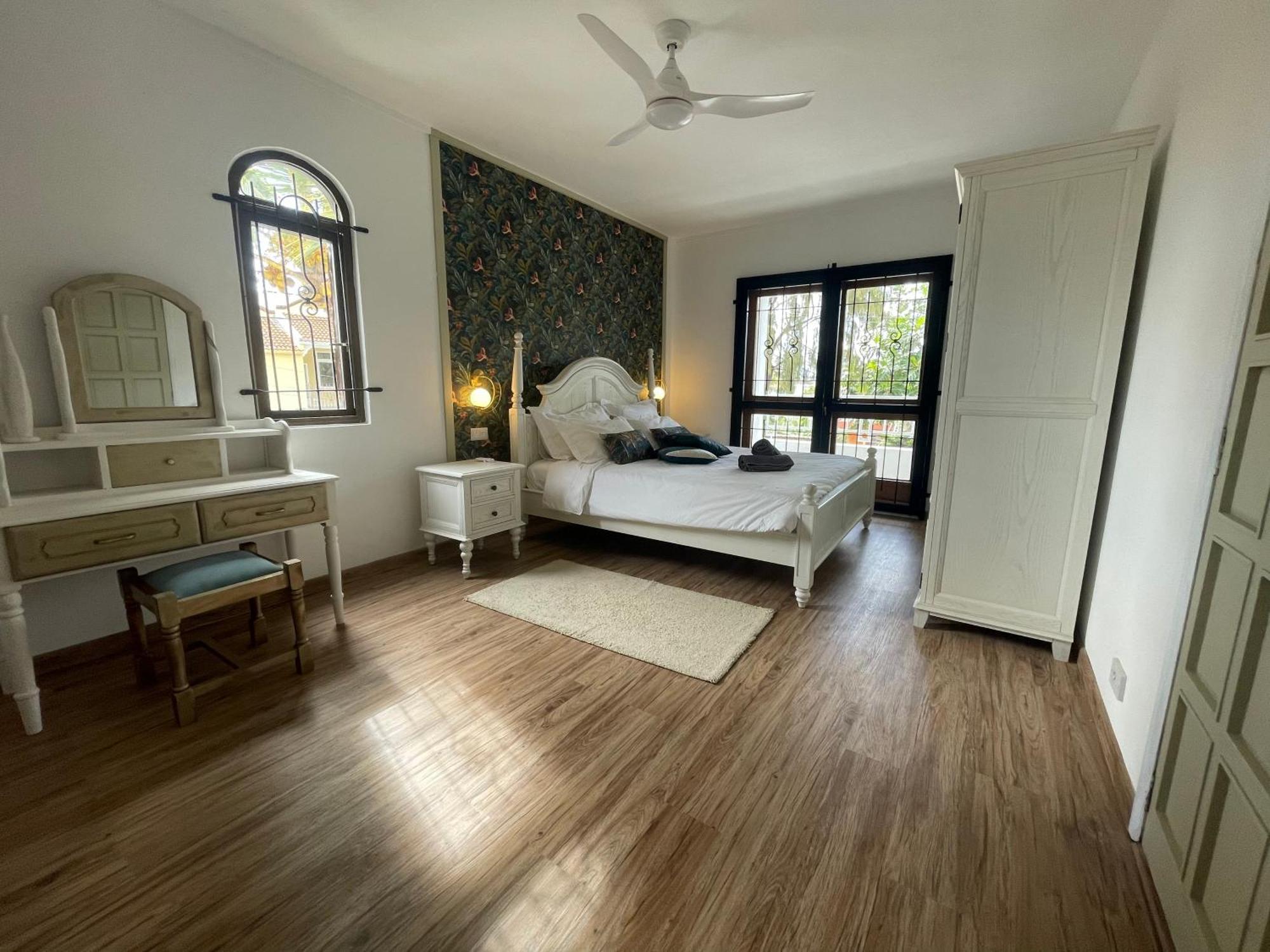 Link Road 69 Apartment *