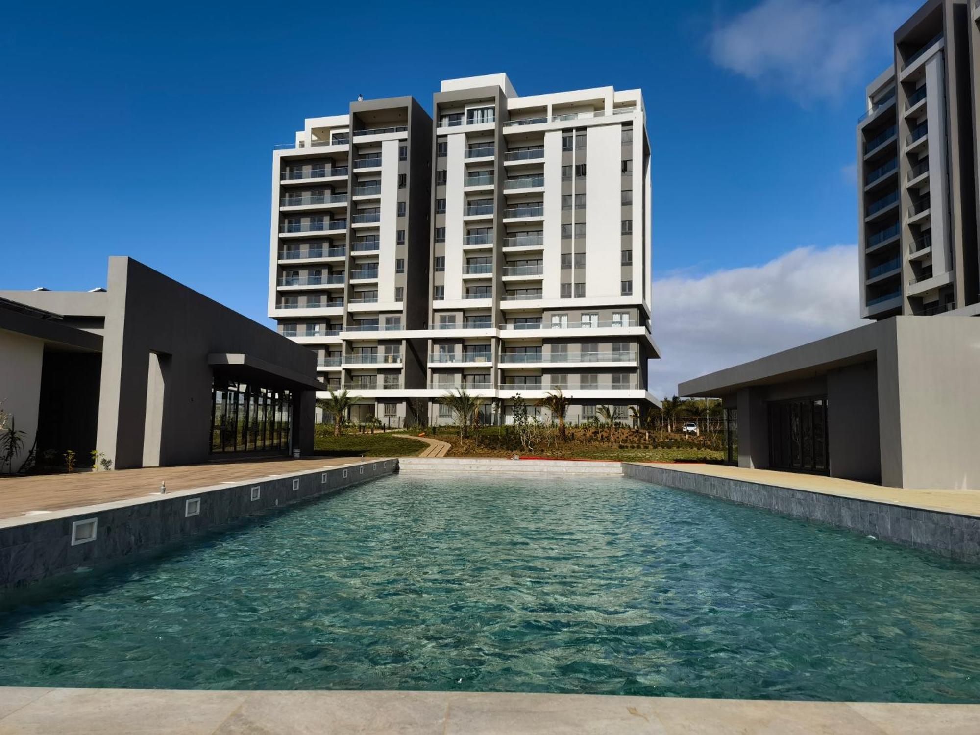 Pool & Mountain View Luxury Serviced At Minissy * Moka