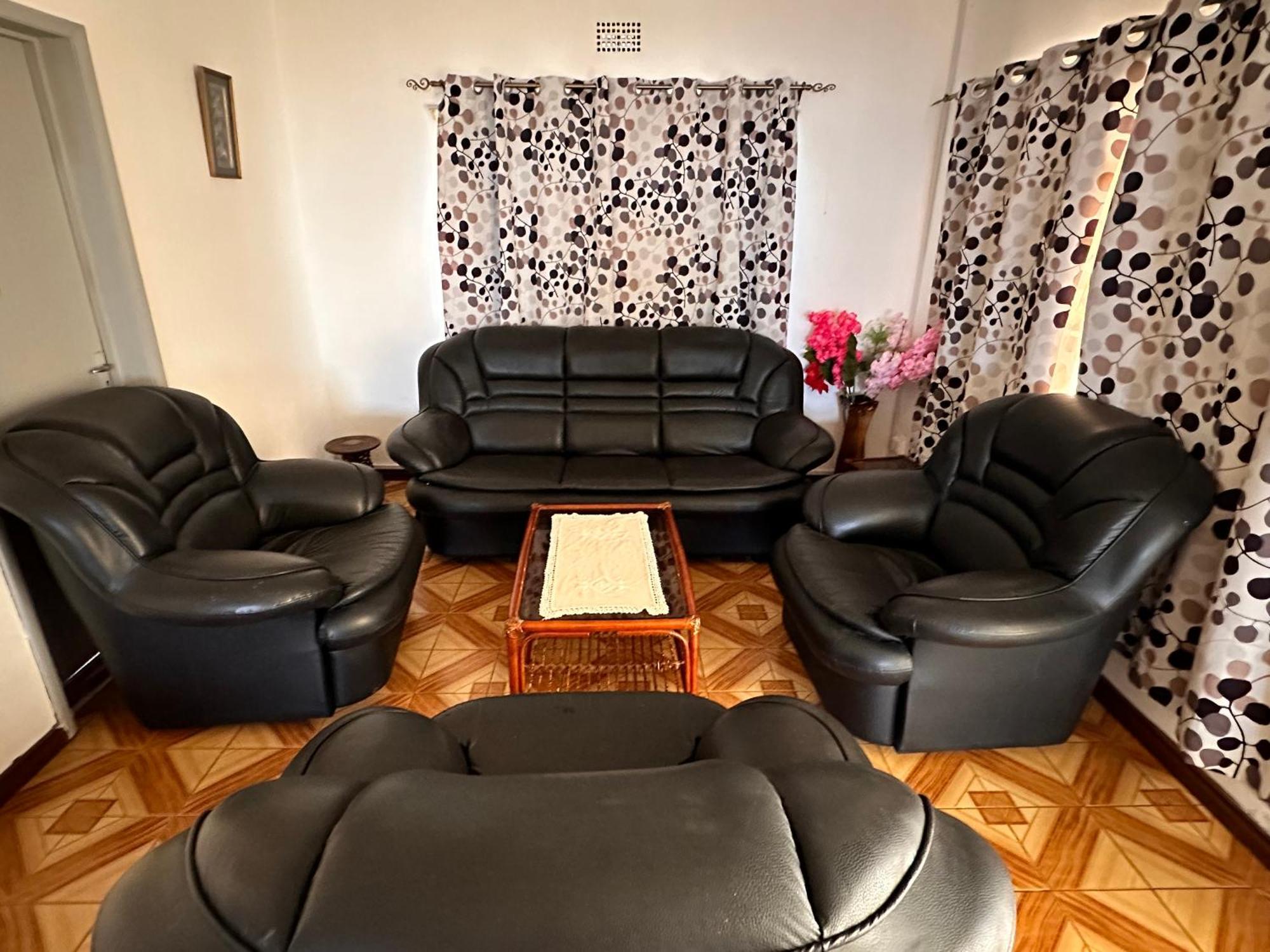 Spacious Ground Floor 2 Bedroom With Parking *