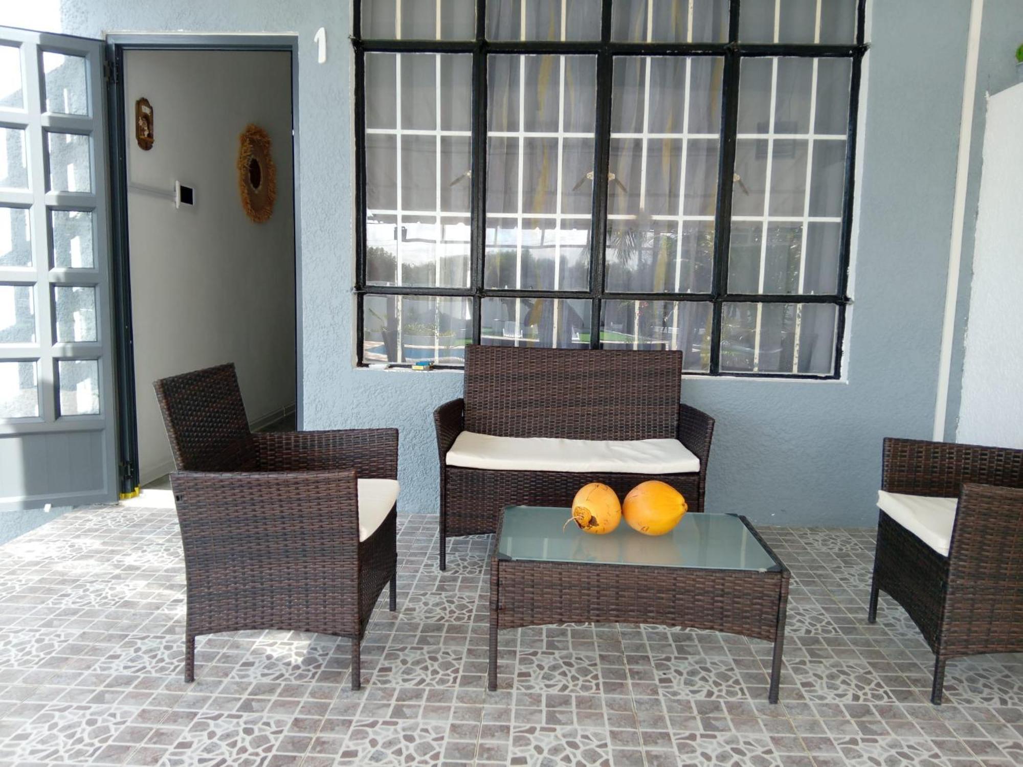 Bella Is 5 Mins From The With Amazing Garden Overlooking The Pool Holiday home *