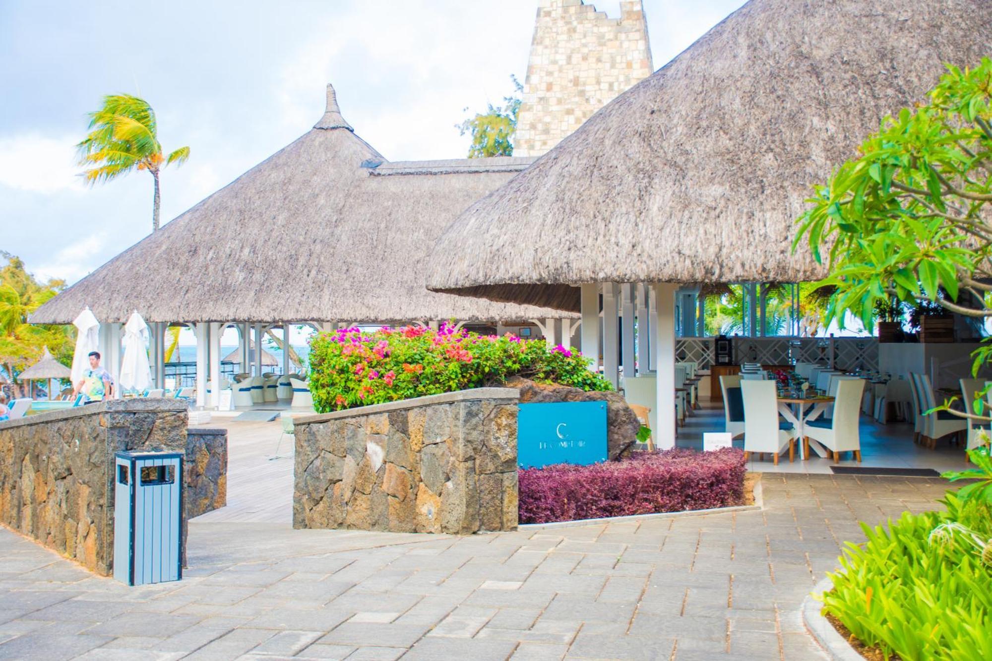 Azuri Apartment With Beach, Pools, Gym, Golf, Shops, Restaurants, Spa, Boat Activities, Tennis &Paddle Court, Kids Corner