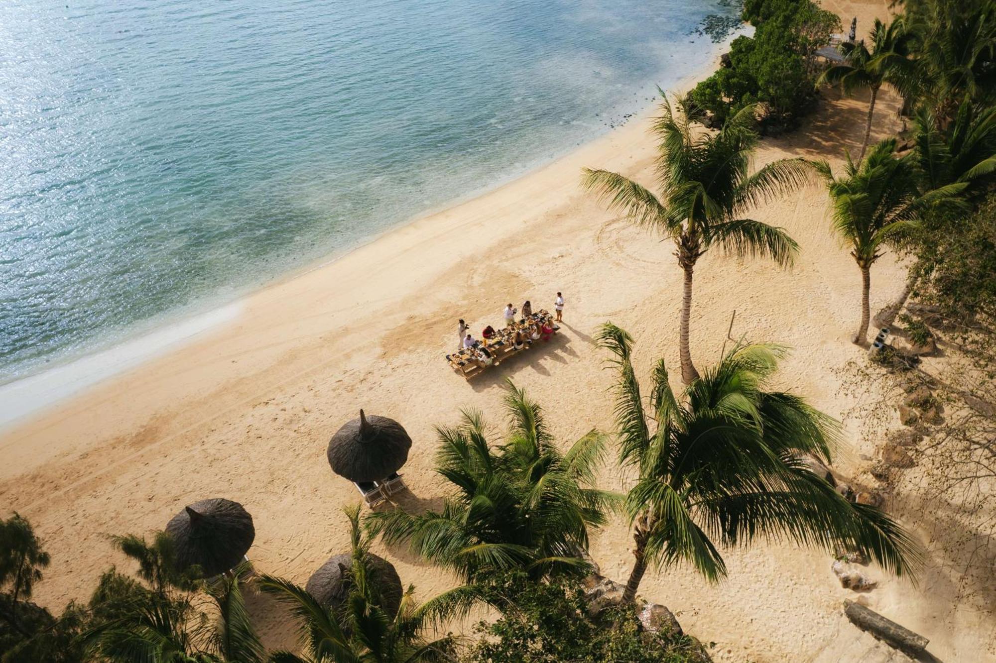 Resort Radisson Blu Azuri & 4*