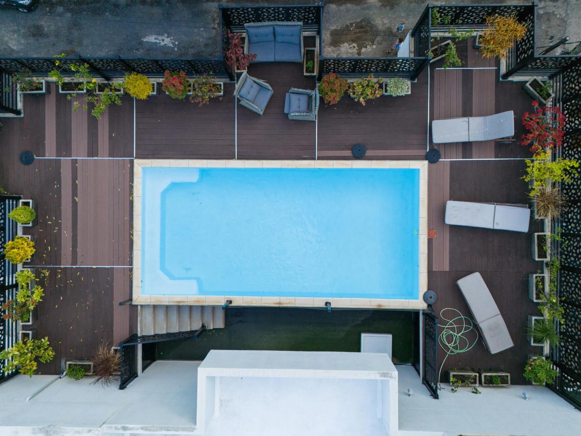 Oceanic Escape Beachfront *
