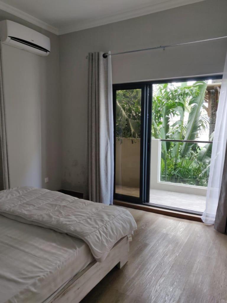 Apartment Oceanic Escape Beachfront
