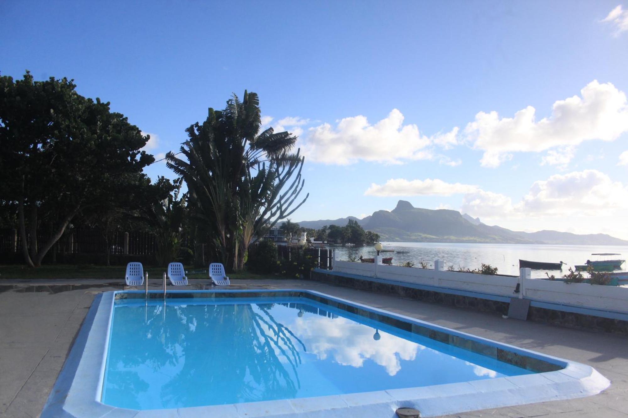 Villa Domaine Julia Sur With 8 Bedrooms!