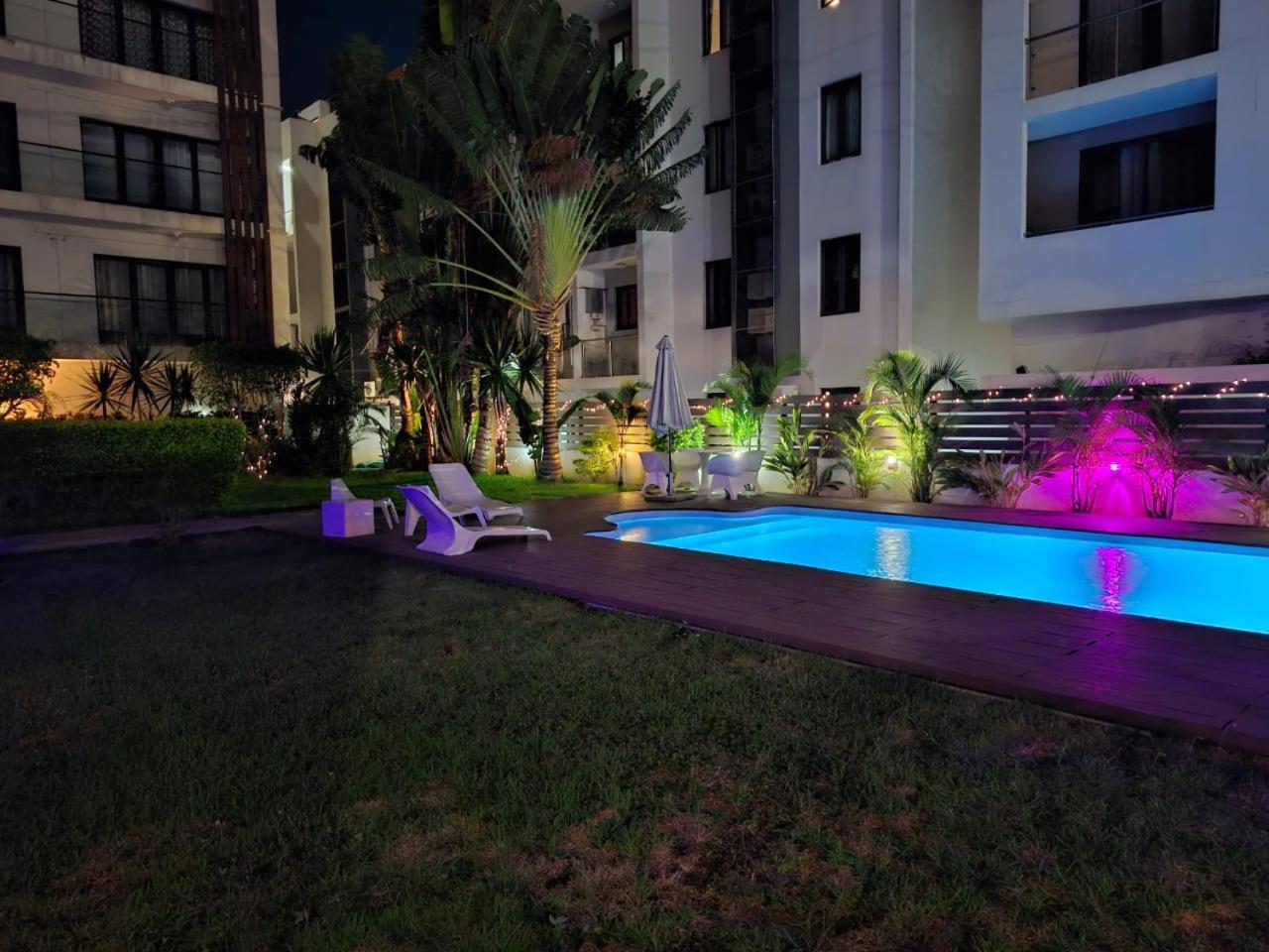 Mahina Luxury 2 Bedroom With Pool Apartment