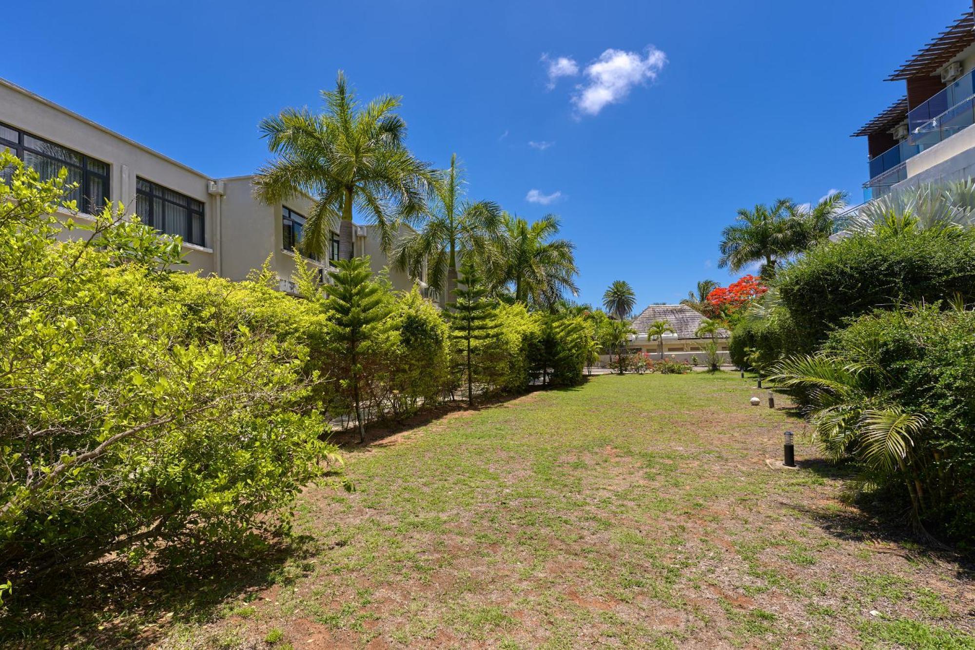 Duplex Skyline, 3 Bedroom En Suite, Beachfront Cap Malheureux