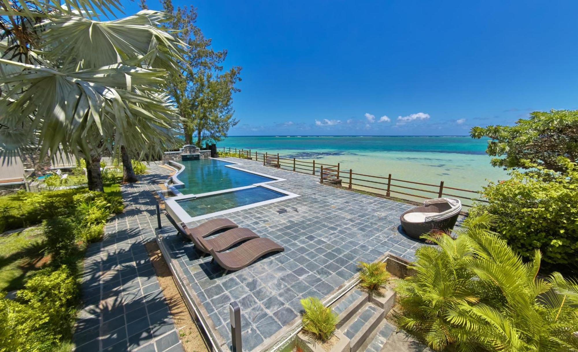 Apartment Duplex Skyline, 3 Bedroom En Suite, Beachfront *