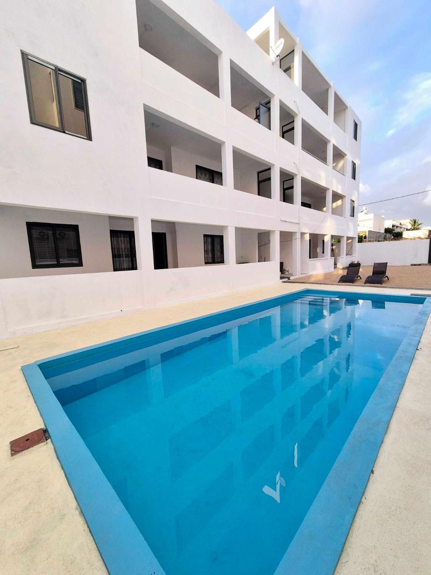 Skyview Apartment- Rooftop Penthouse With Sunset & Sea Views Apartment *