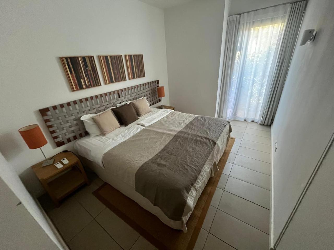 Apartment No 61 Nariyal Roches Noires
