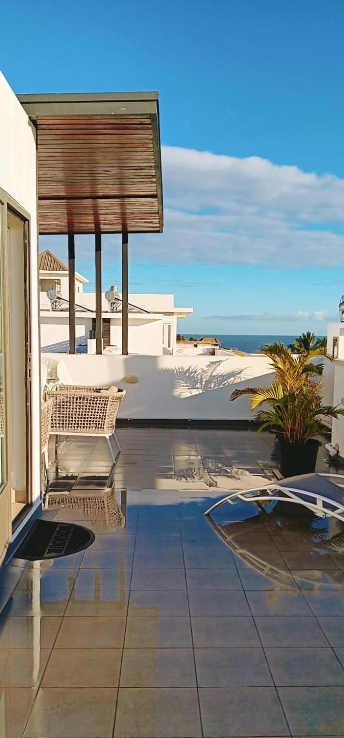 3bed With Private Pool And Rooftop With A Sea View In Flic-en-flac, Mauritius *