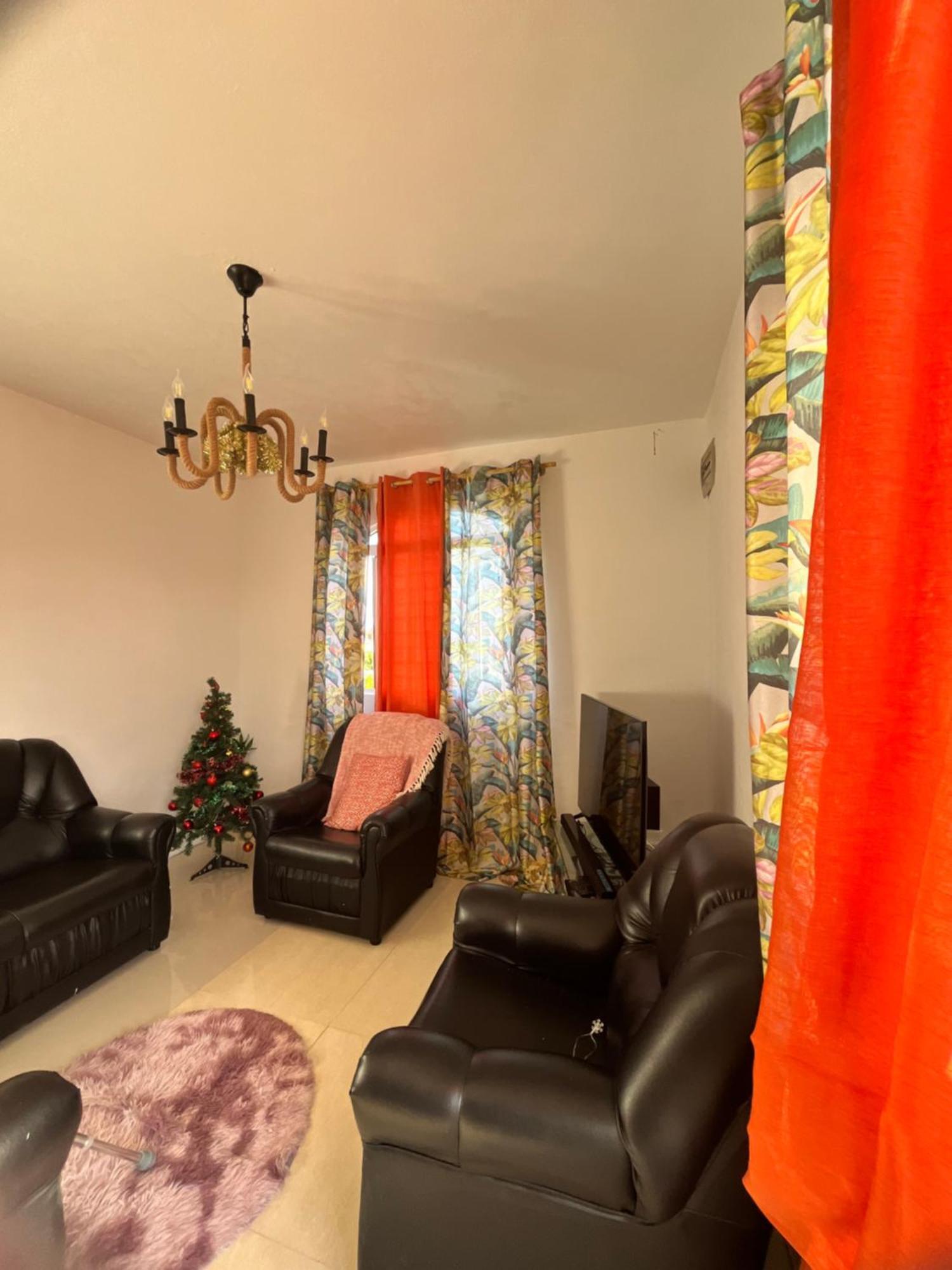 Bluebay 360 Seaview Apartment