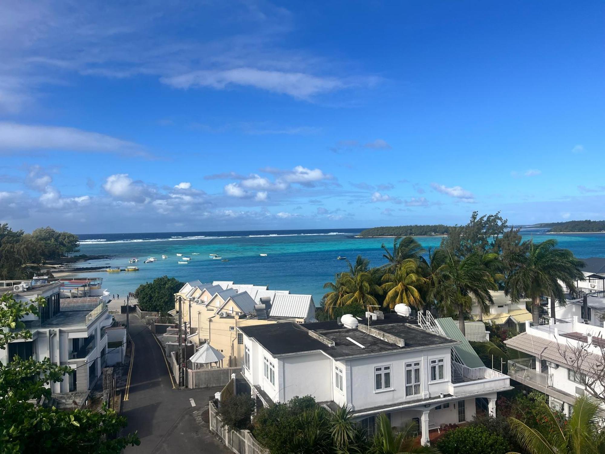Bluebay 360 Seaview Blue Bay