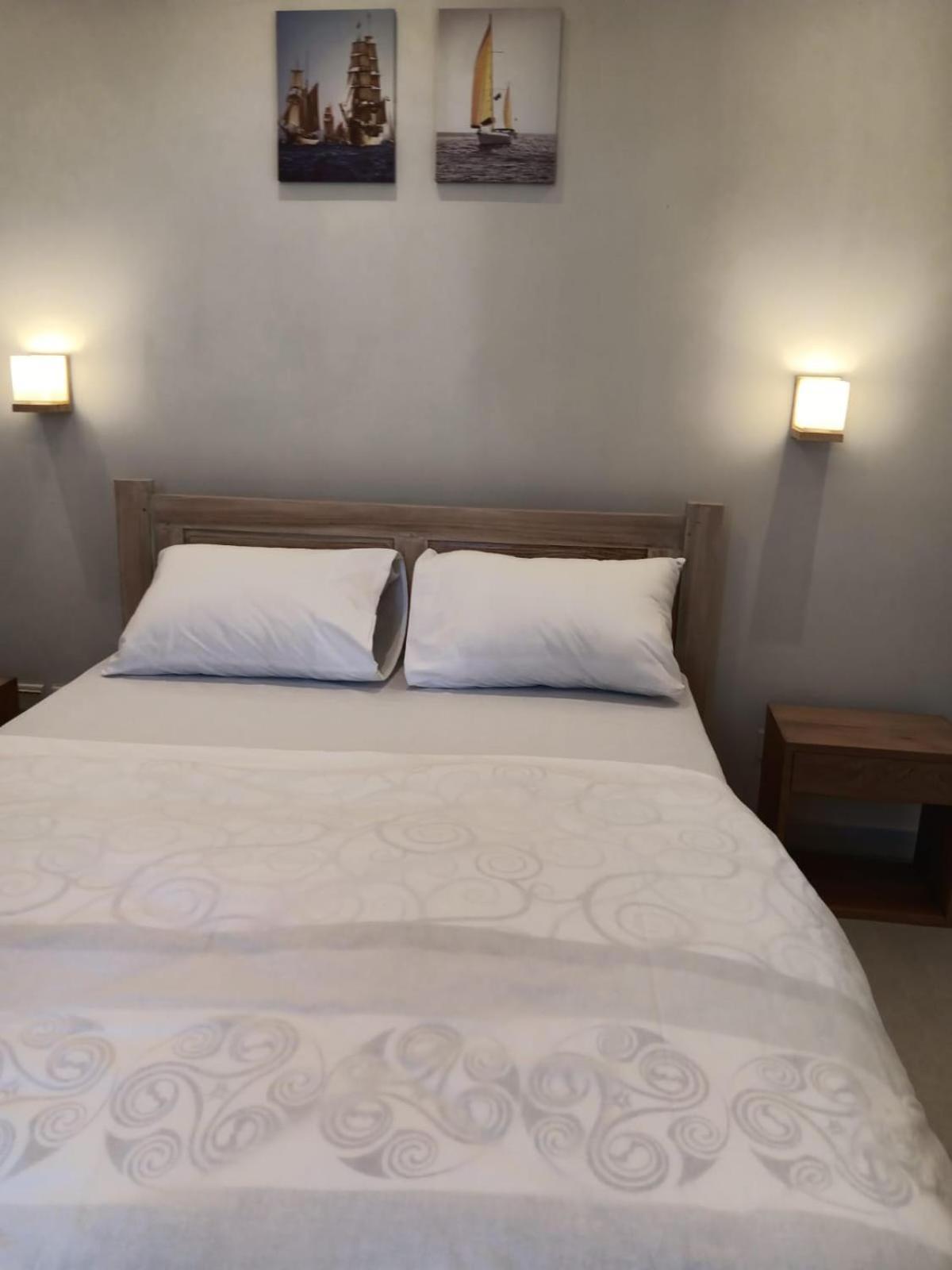 Palmeras - 4 Bedrooms Ac Modern Luxury Holiday home *