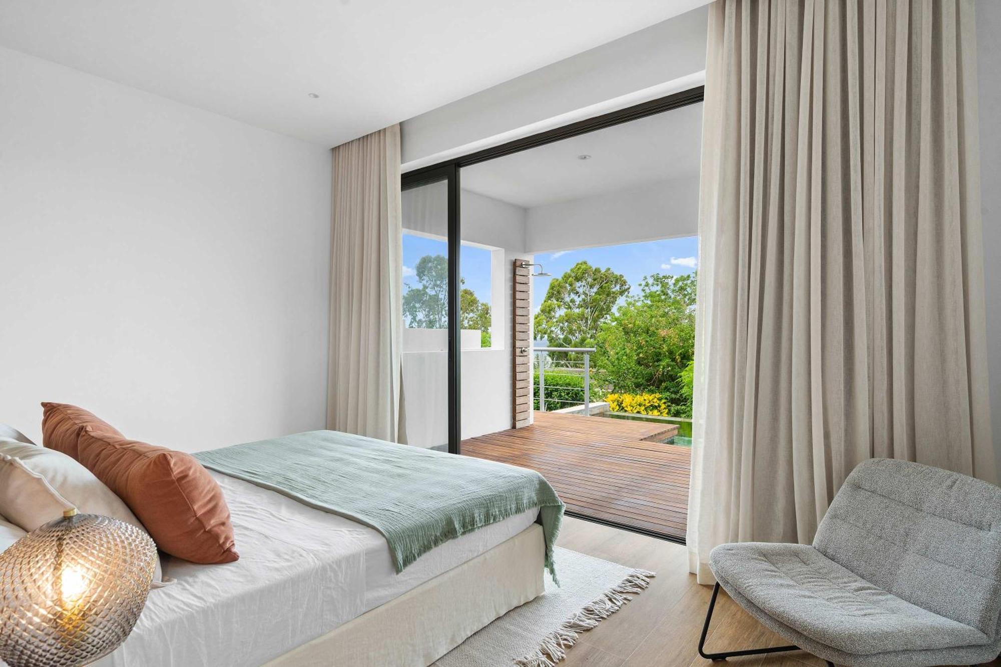 Luxury With Private Pool By Sealodge