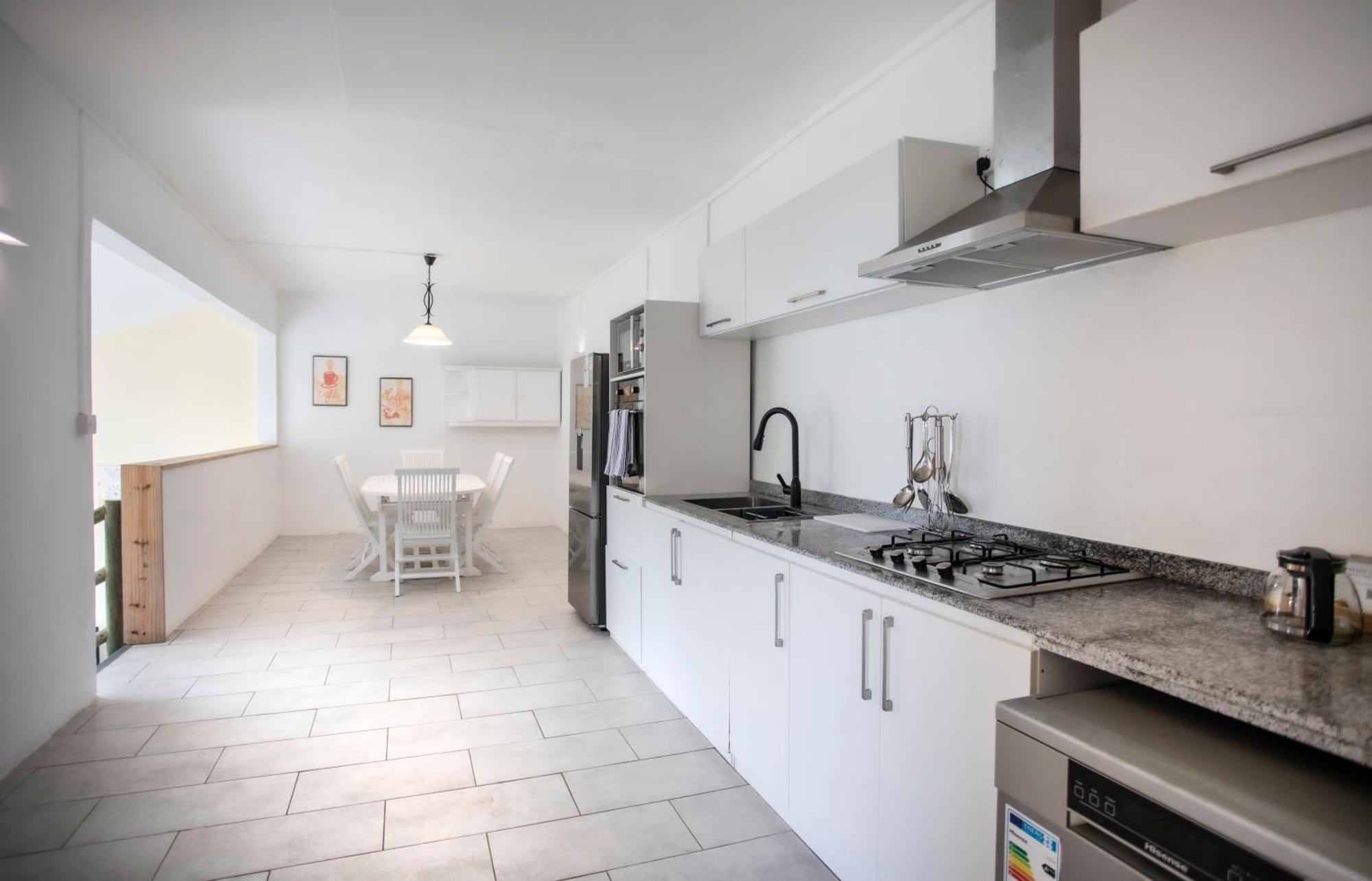 Apartment Sunny Two Bedroom Loft - Sea Views And Pool Riviere Noire