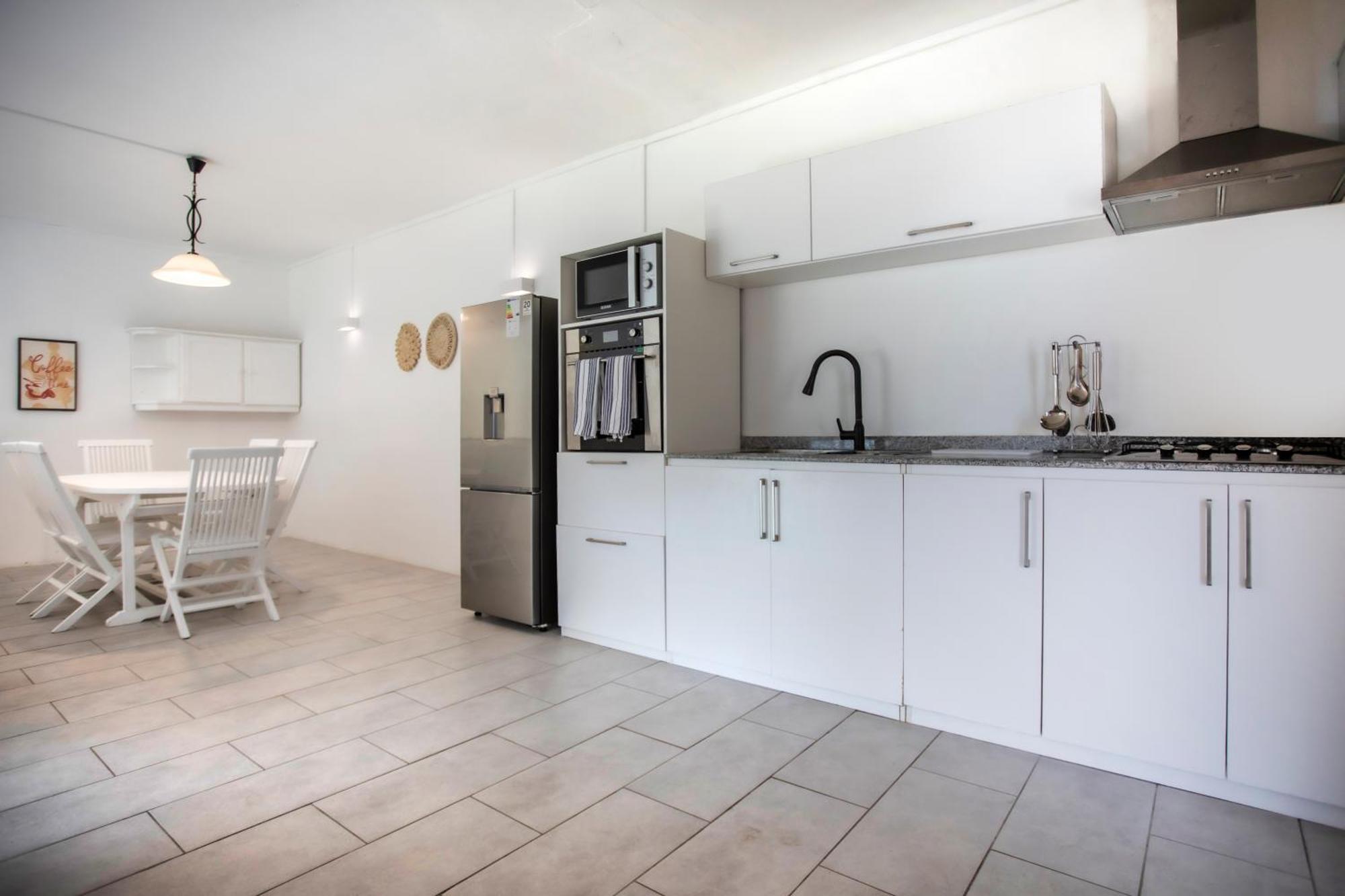 Sunny Two Bedroom Loft - Sea Views And Pool Apartment Riviere Noire