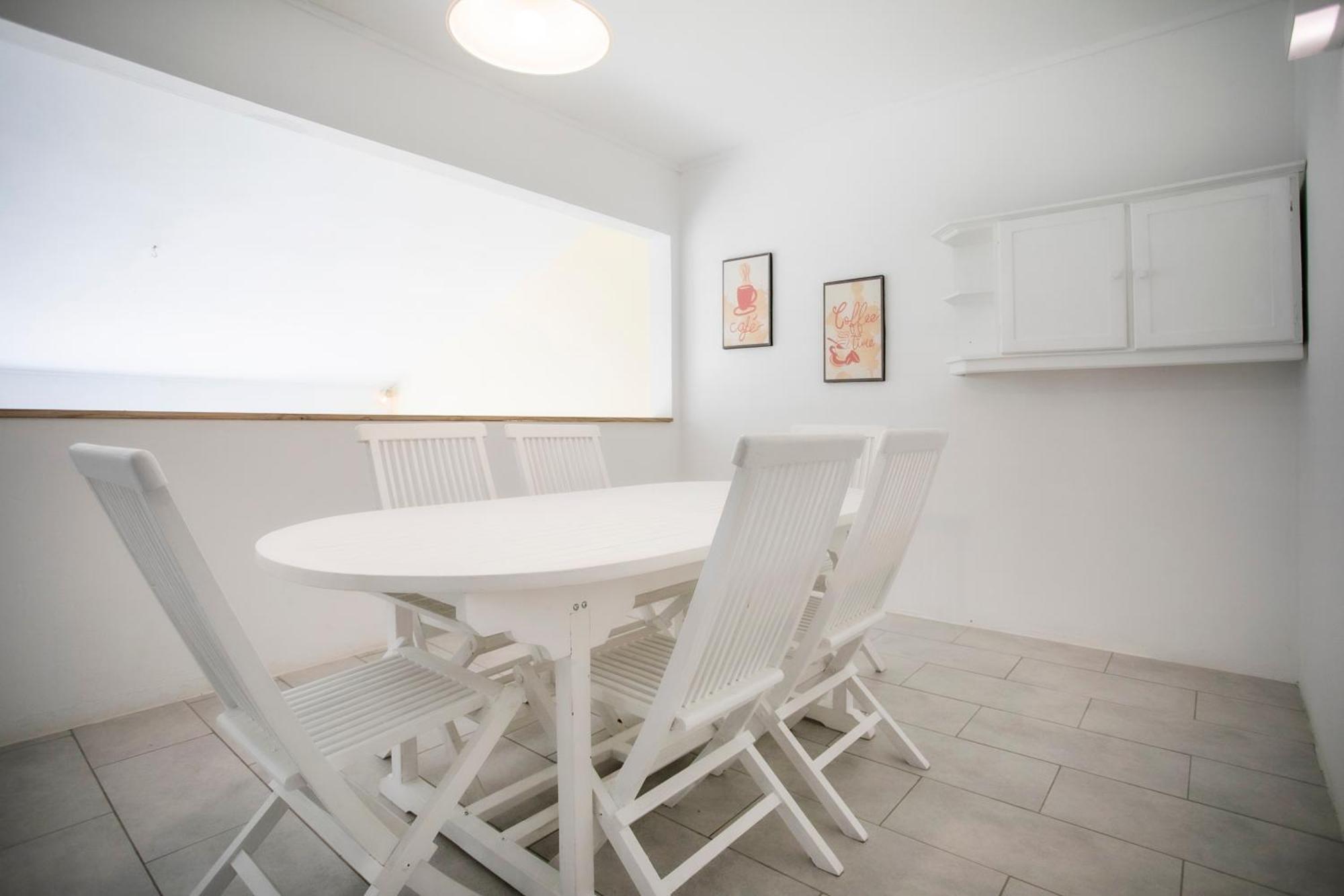 Sunny Two Bedroom Loft - Sea Views And Pool * Riviere Noire