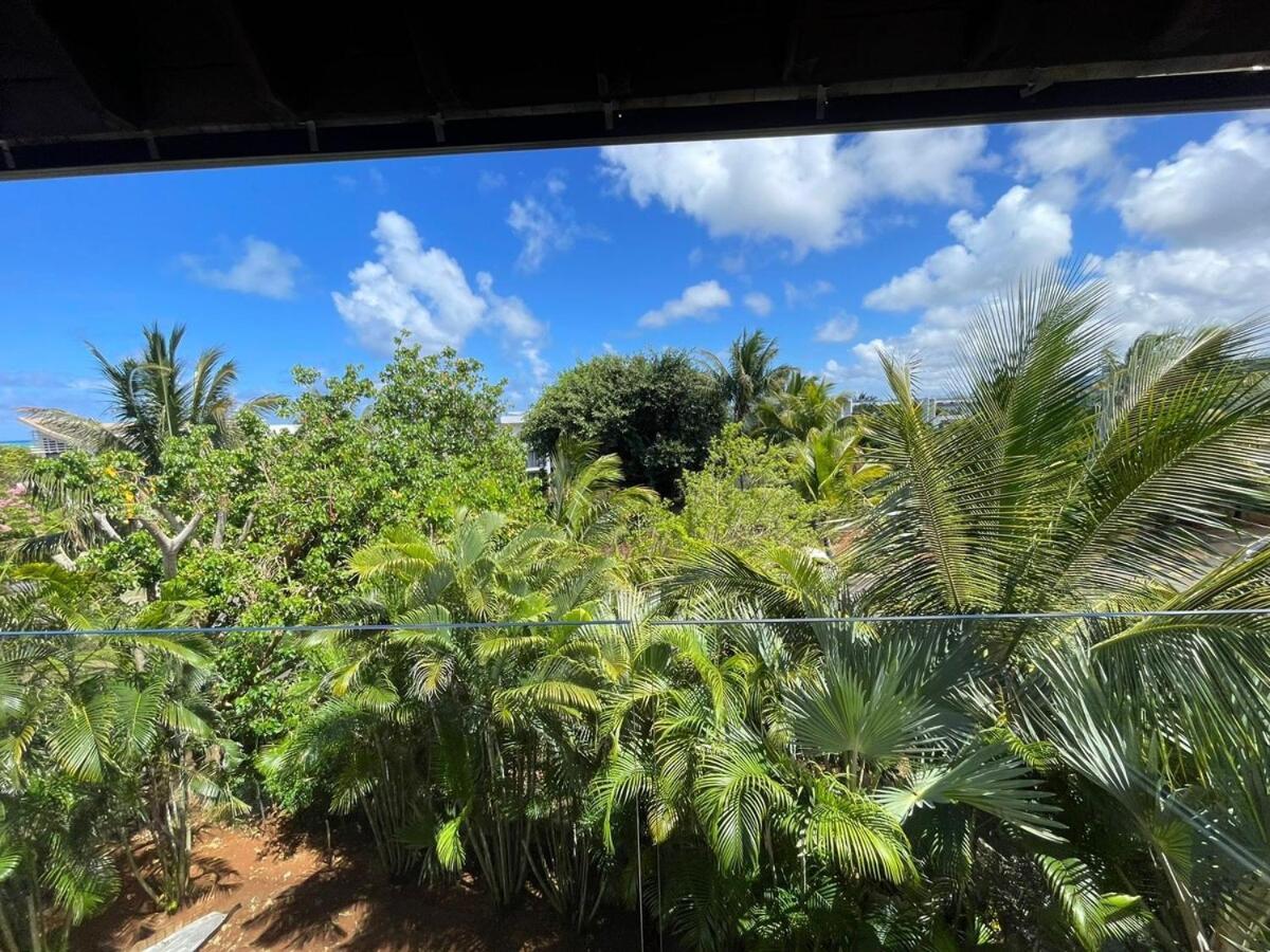 Apartment Spacious 3-bedroom Penthouse With Sea Views In Azuri Mauritius