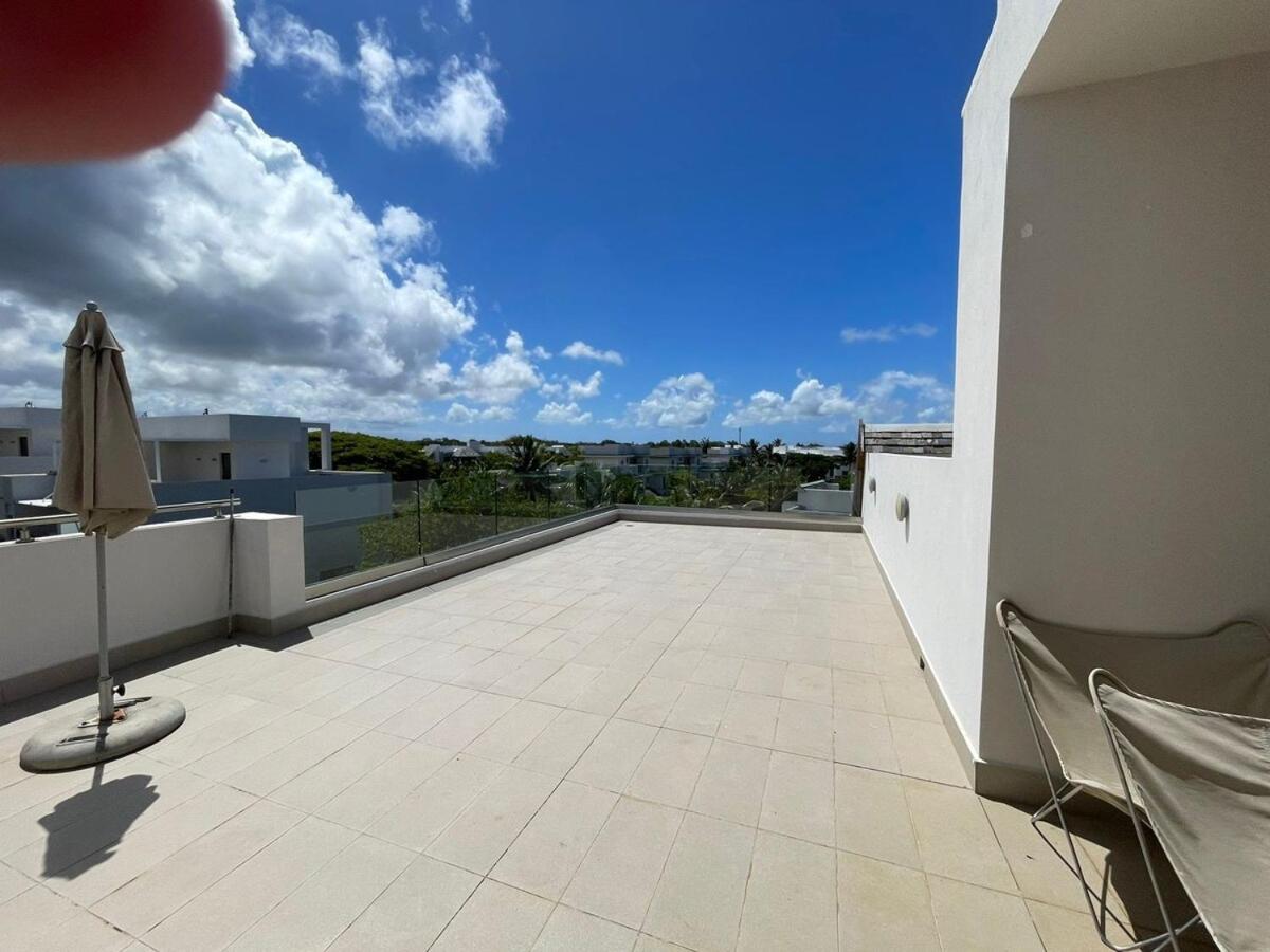 Spacious 3-bedroom Penthouse With Sea Views In Azuri Mauritius Apartment *