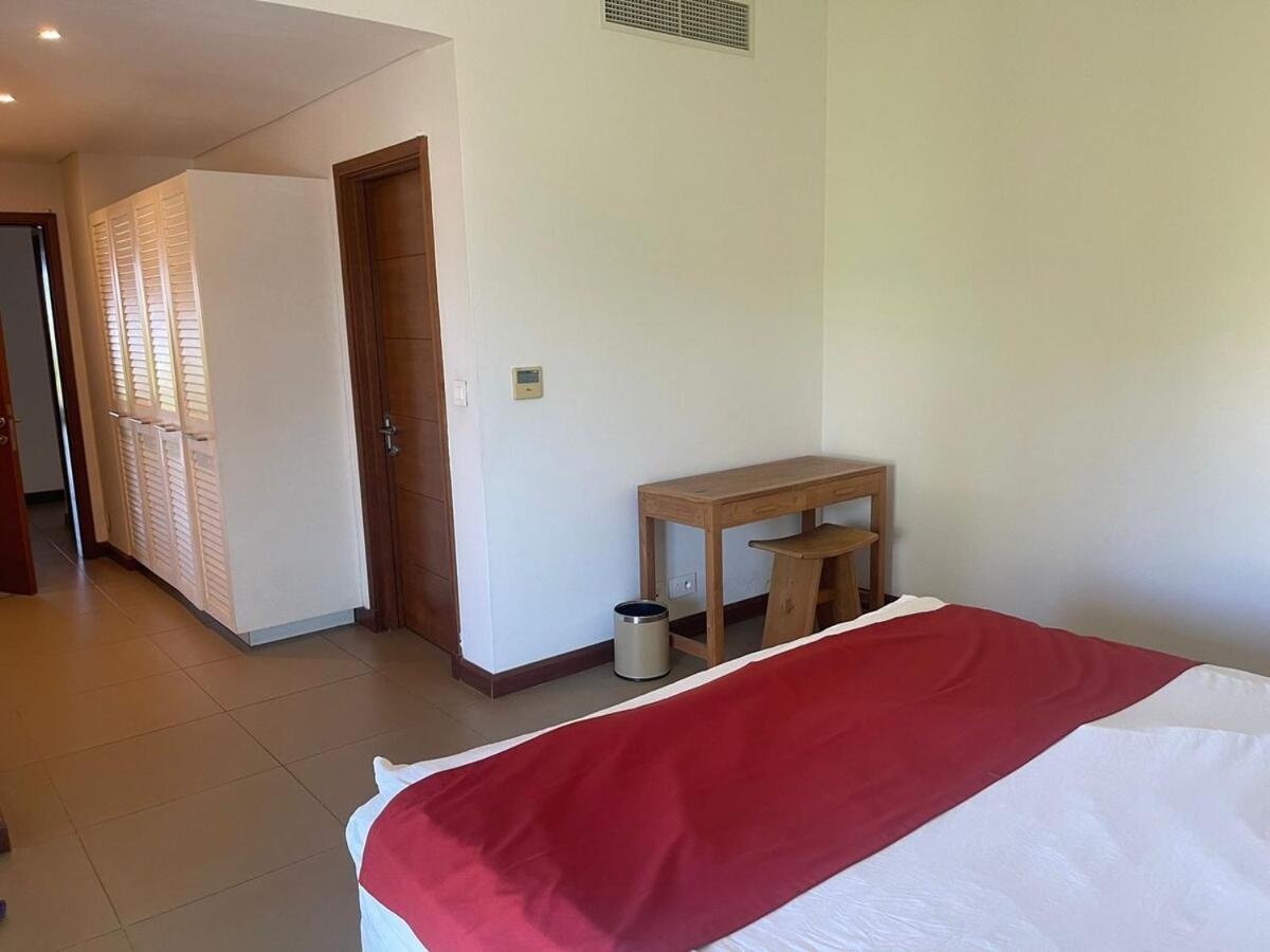 Spacious 3-bedroom Penthouse With Sea Views In Azuri Mauritius Riviere du Rempart