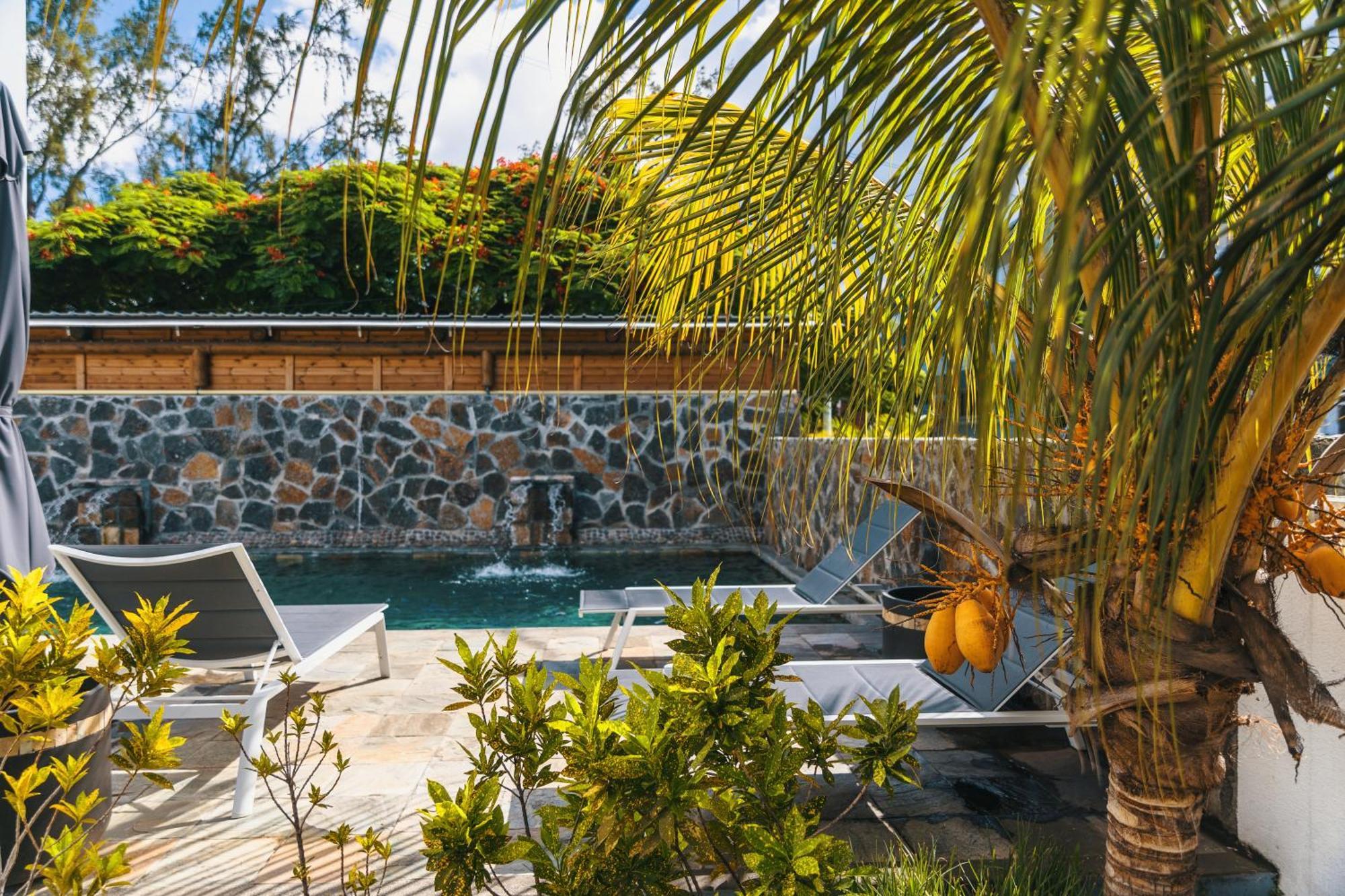 Cozy Penthouse - Near Restaurants And Beaches Apartment