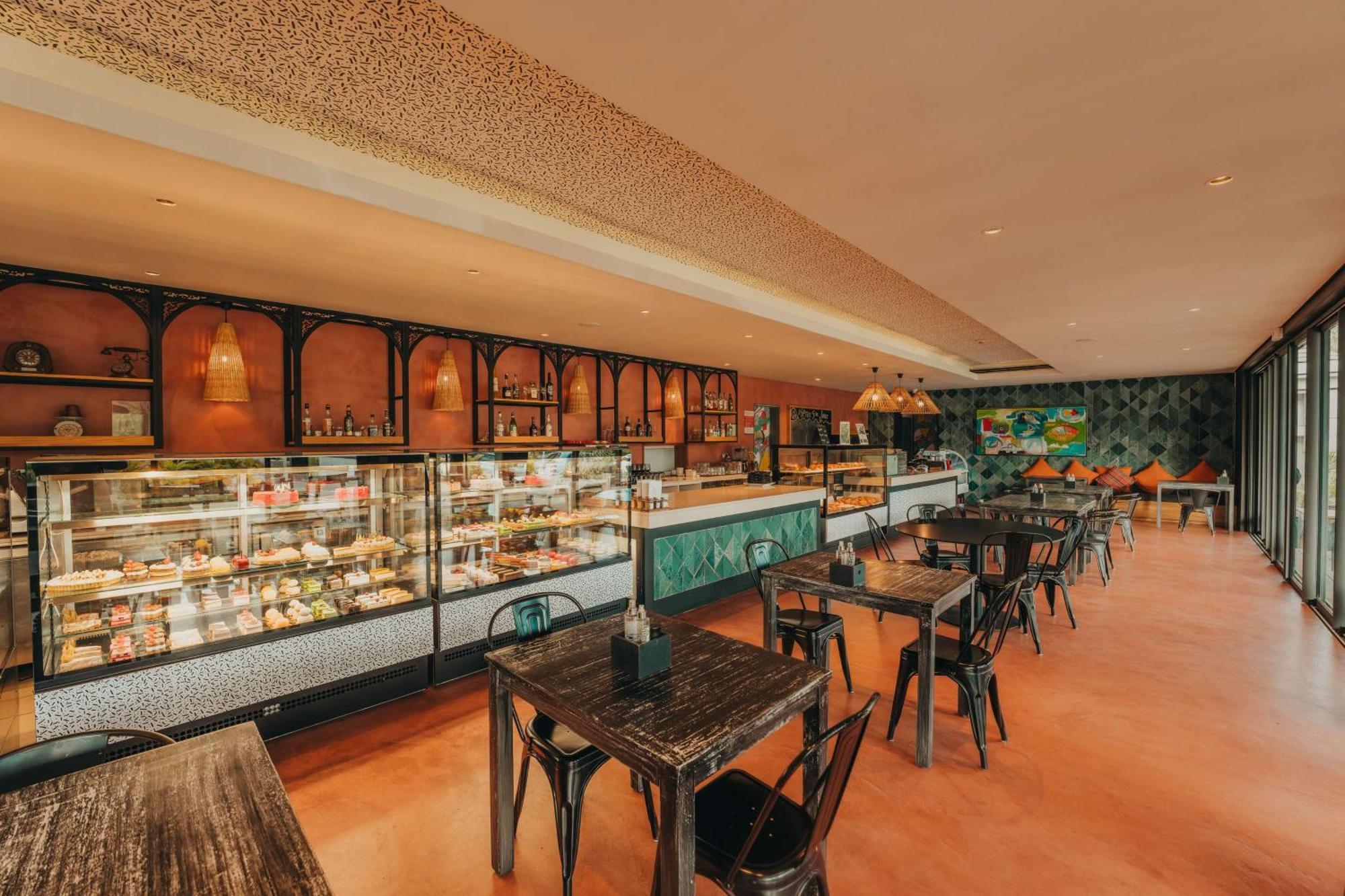 Resort Radisson Blu Azuri &