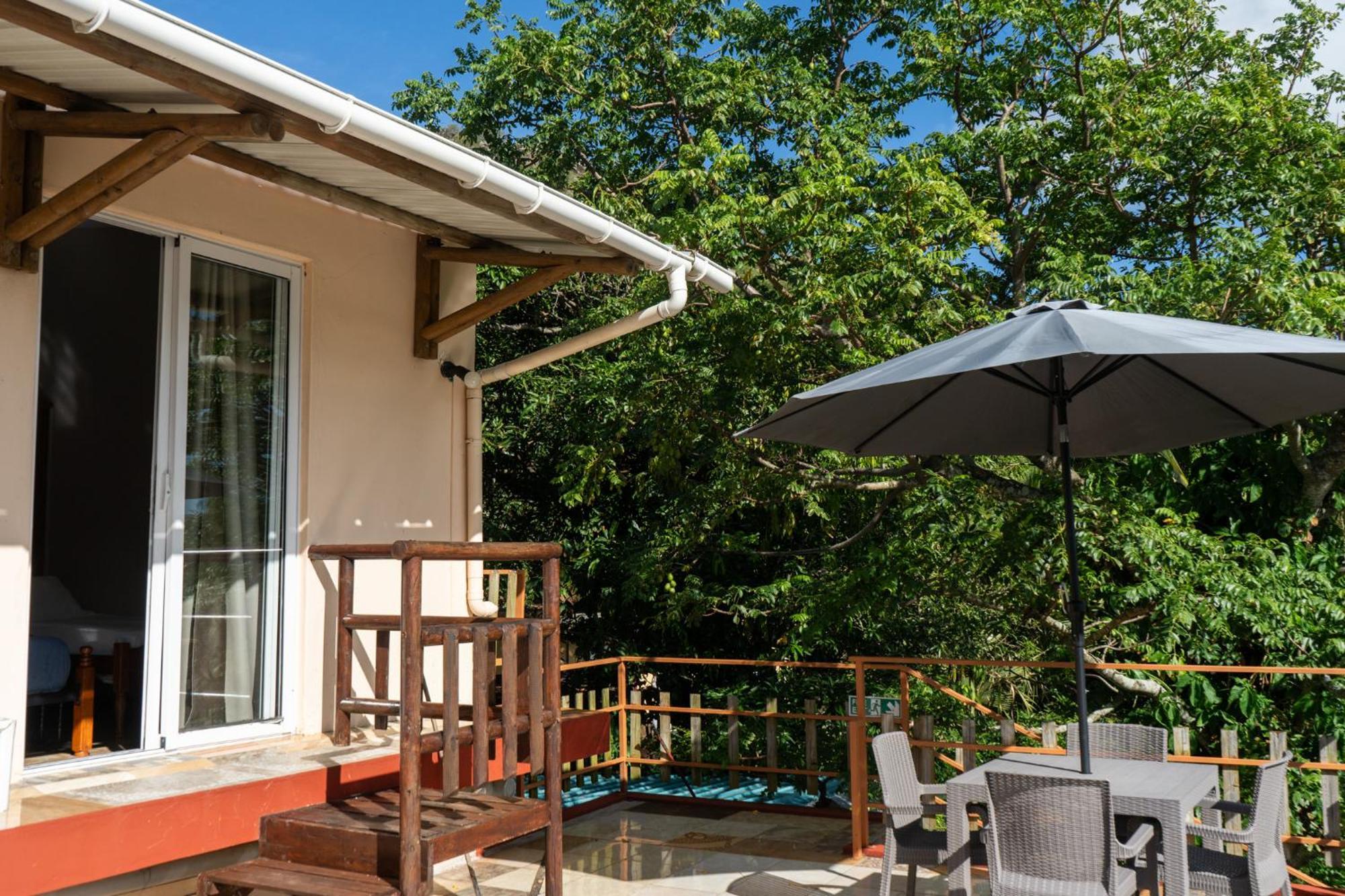 La Romance Kreol Guest house