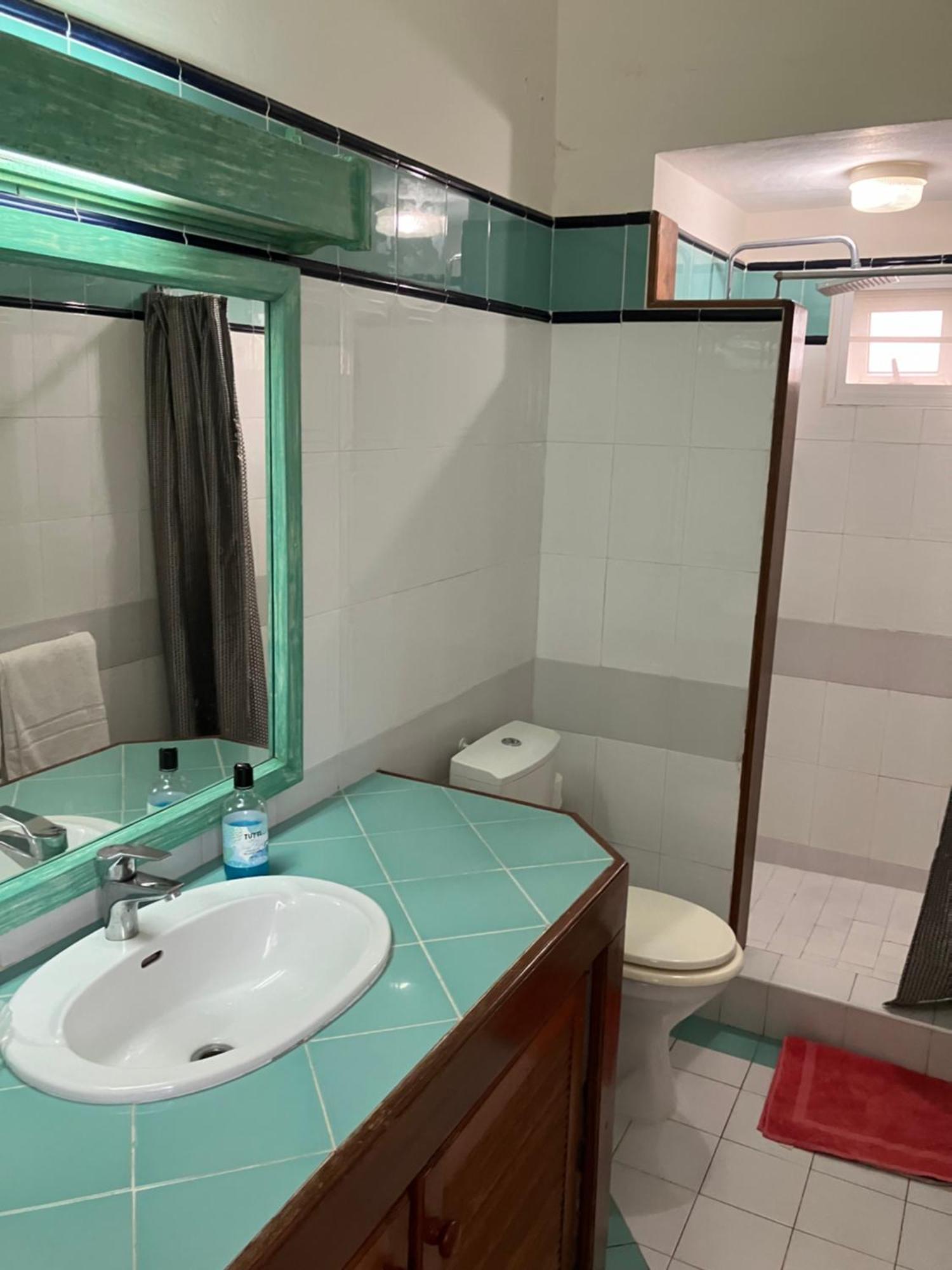 Villa Fully Furnished Luxury 3 Right On A Blue Ocean *
