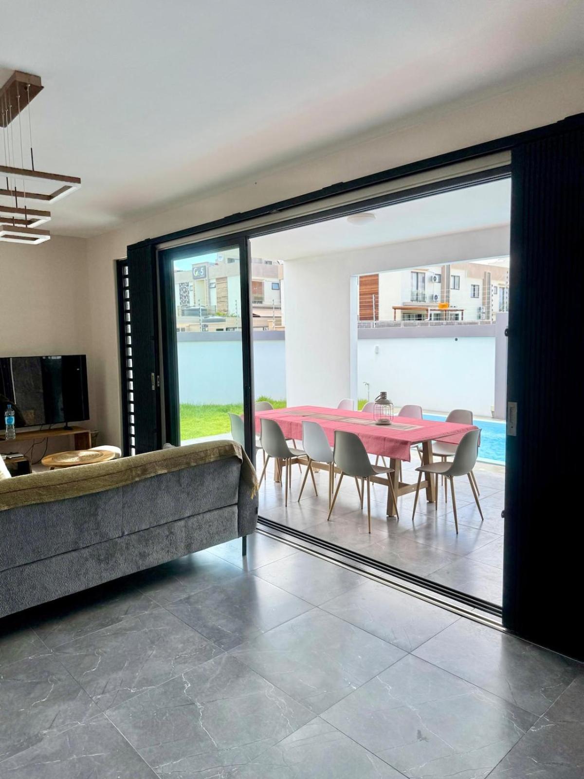 Villa Luxury 6br