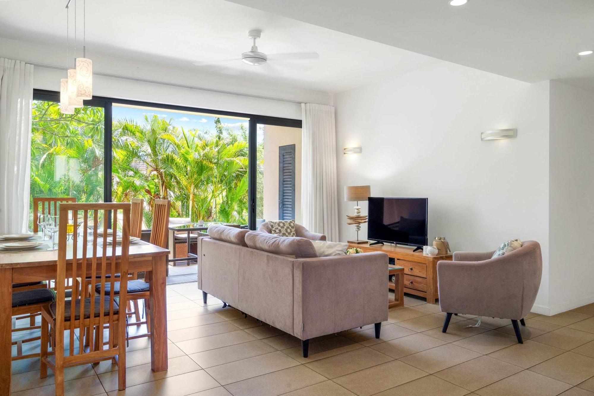 Echoes Of The Reef - Azuri Village Apartment