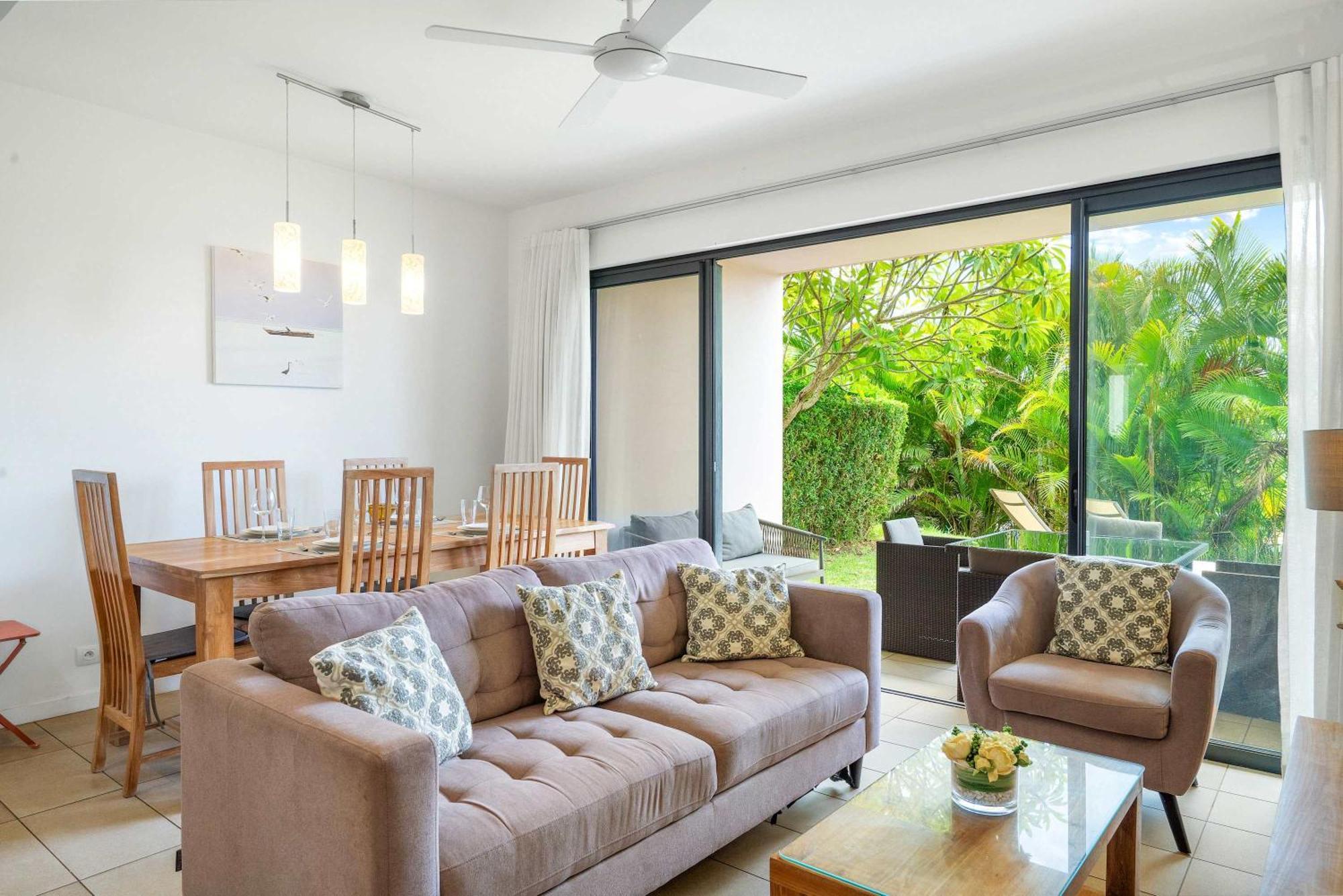 Echoes Of The Reef - Azuri Village Apartment *