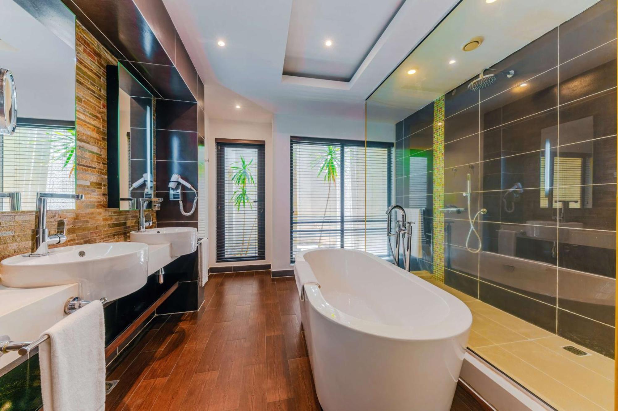 Hotel Crystals Belle Mare, A Member Of Radisson Individuals 4*