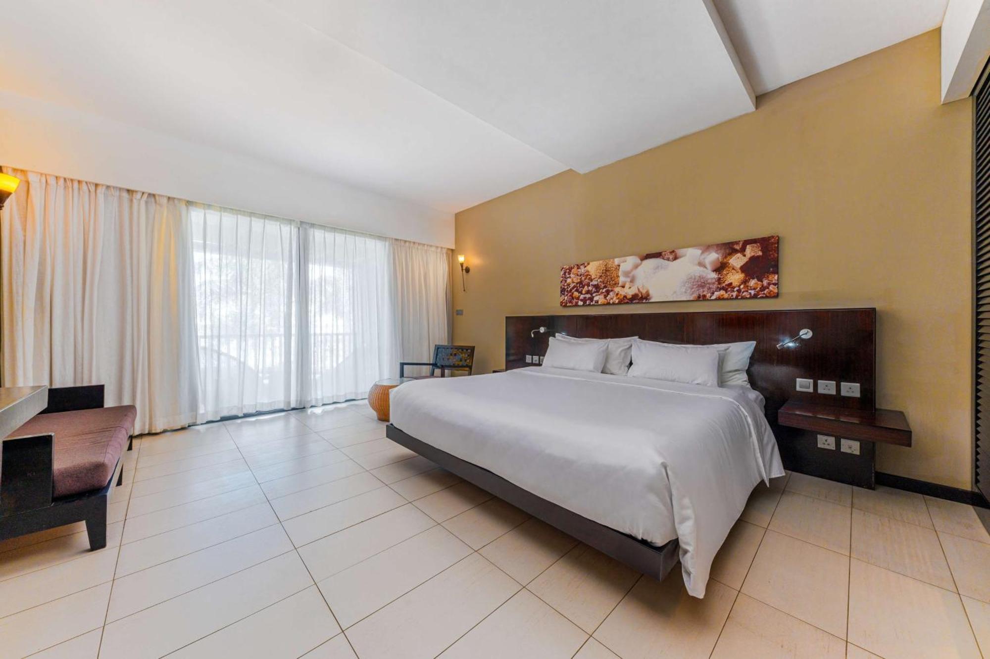 Hotel Crystals Belle Mare, A Member Of Radisson Individuals