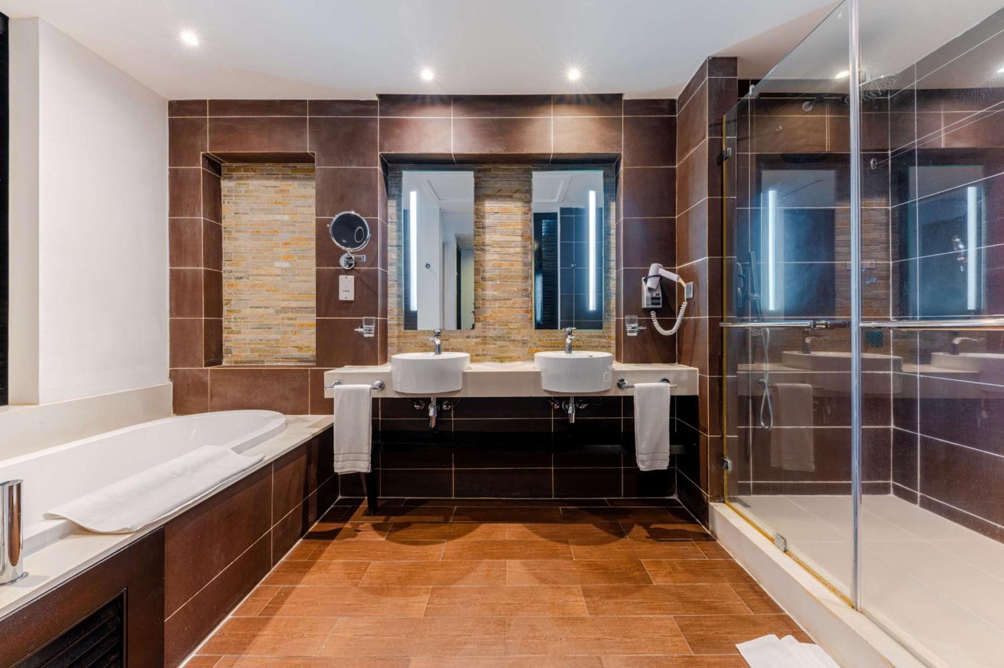 Crystals Belle Mare, A Member Of Radisson Individuals Hotel Palmar