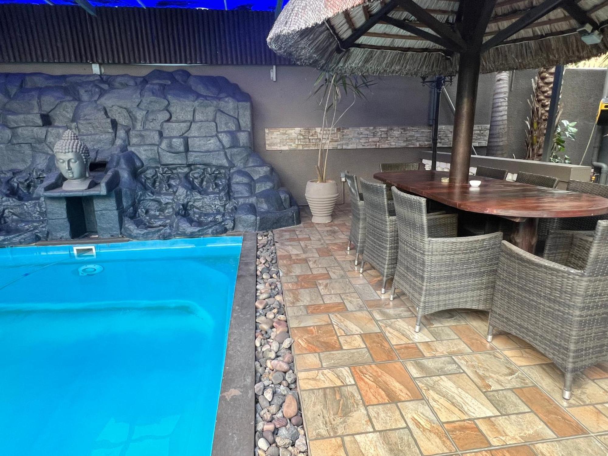 Sunshine Paradise - - 150m *