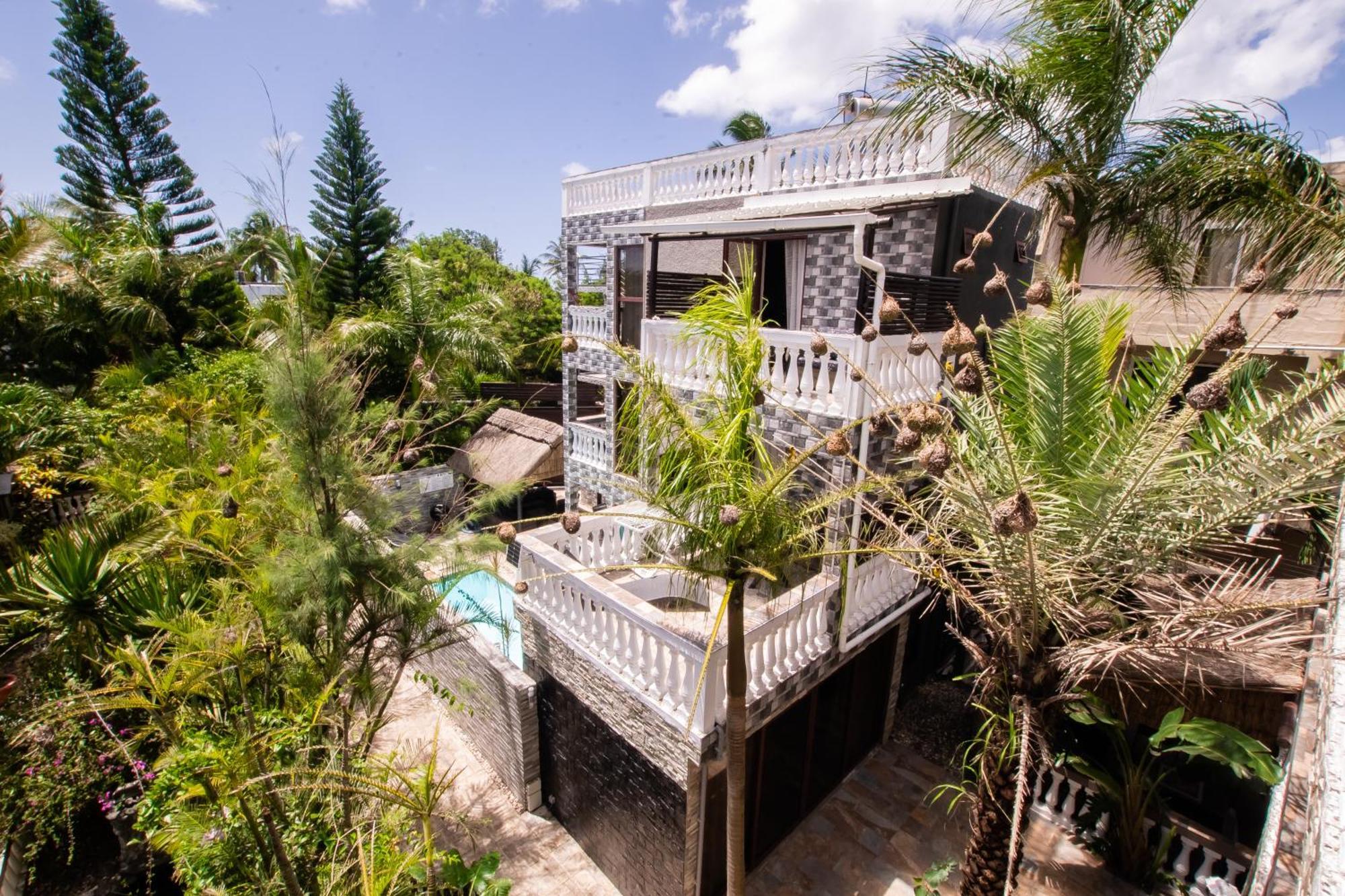 Sunshine Paradise - - 150m * Trou aux Biches