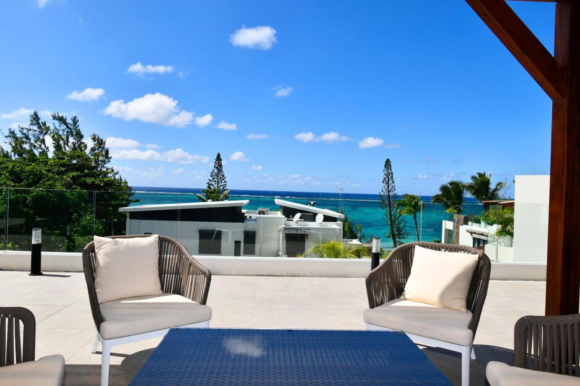 Apartment Penthouse De La Plage, Private Lift
