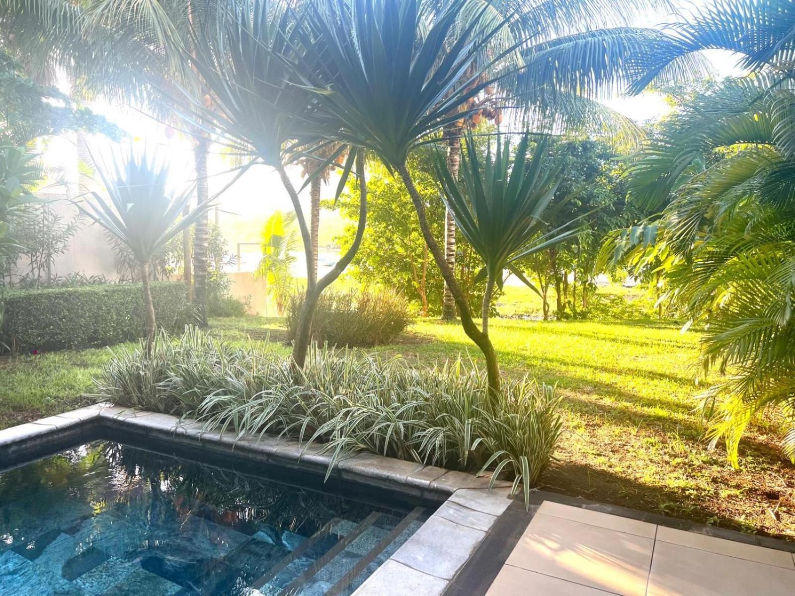Apartment Lakaz Filao - Premium - Private Pool & Garden - Ac Riviere Noire