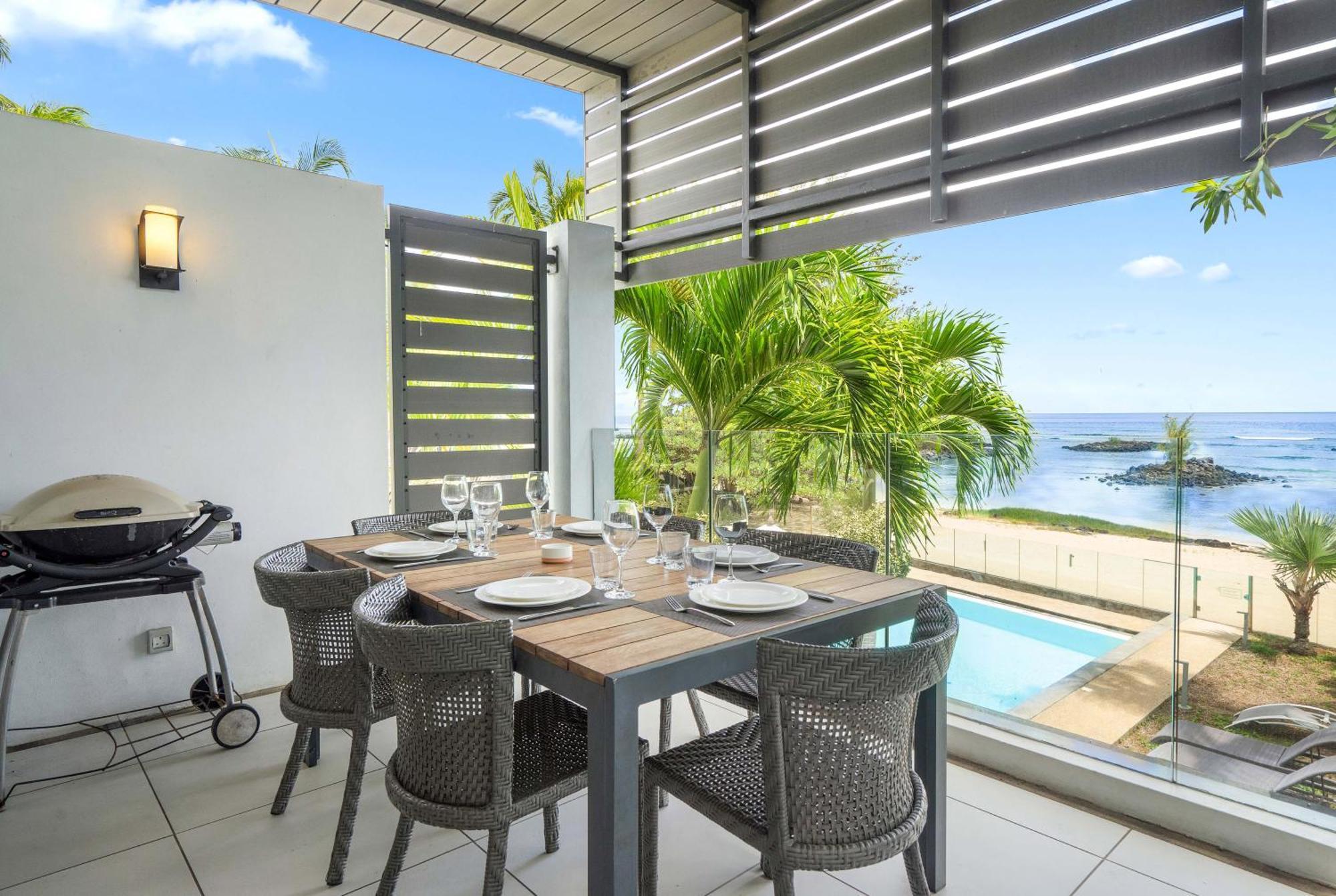Kanope Bay - Beachfront Aparthotel *