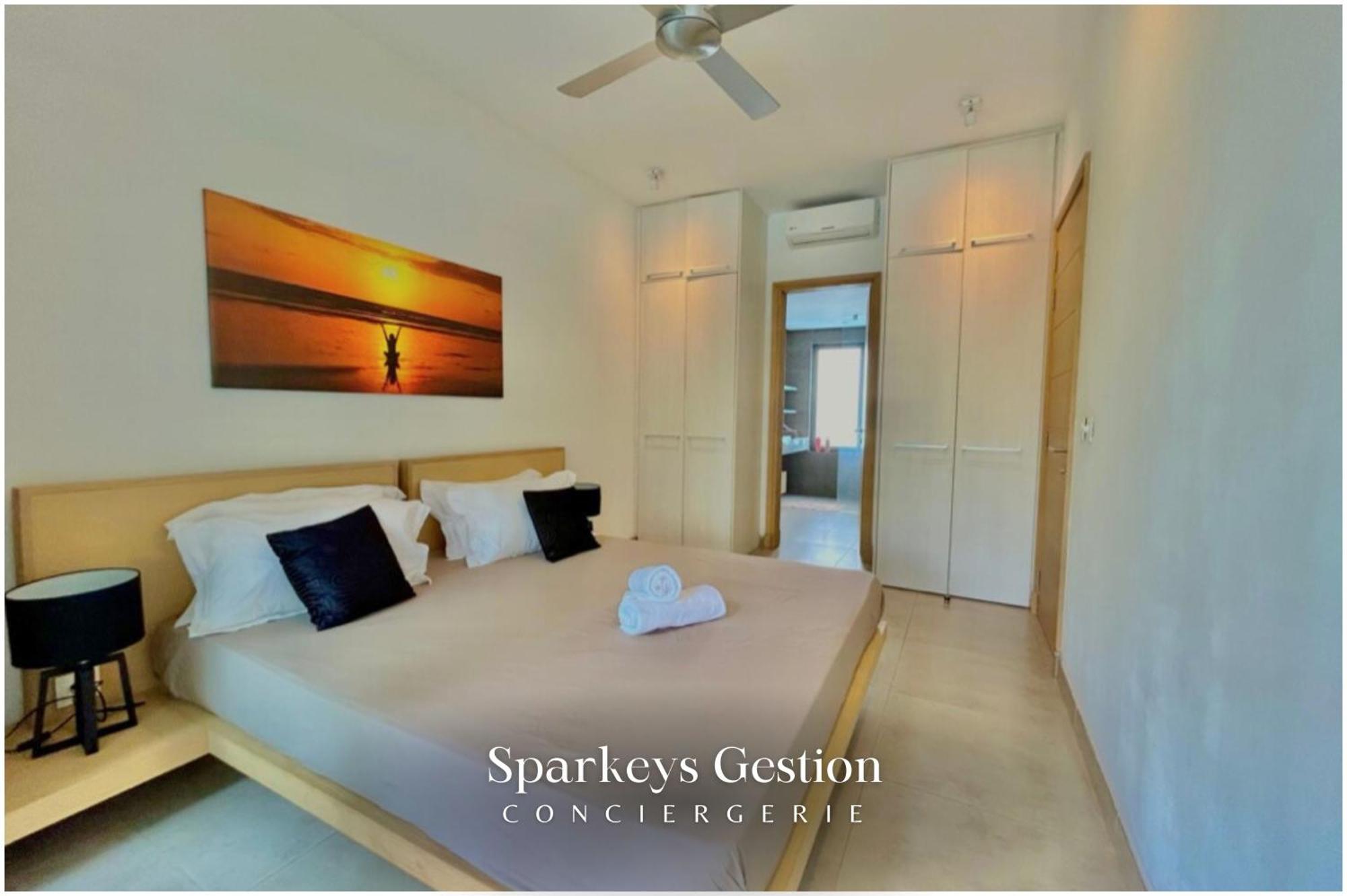 Apartment Sg13 L En L Oasis Palms