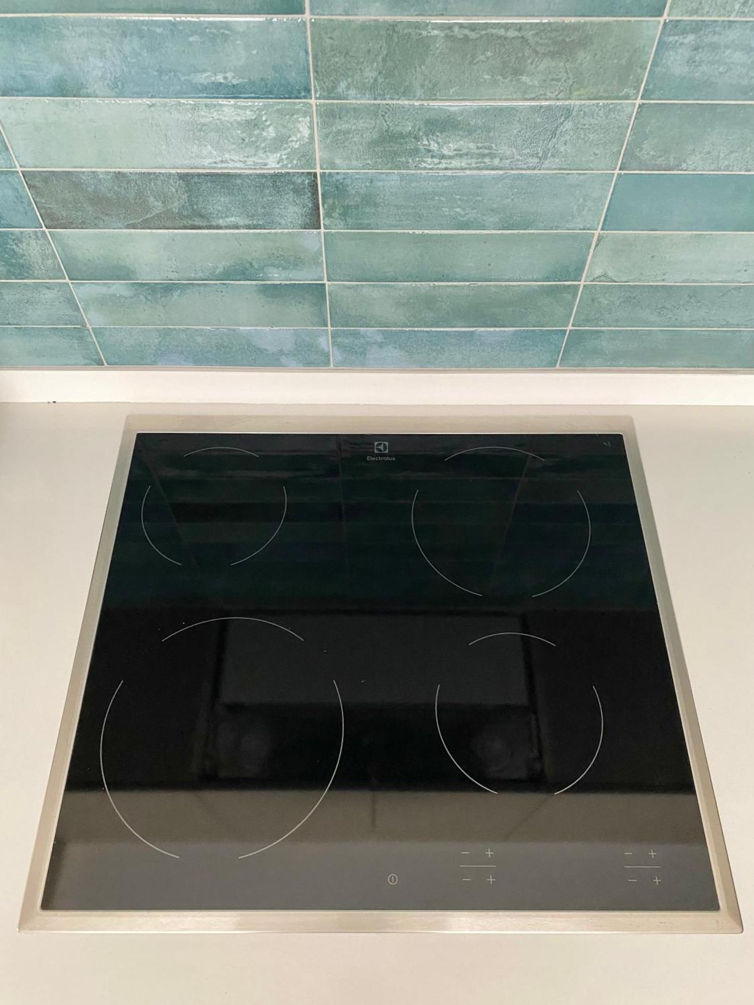 Solara West - Private Pool And Seafront *