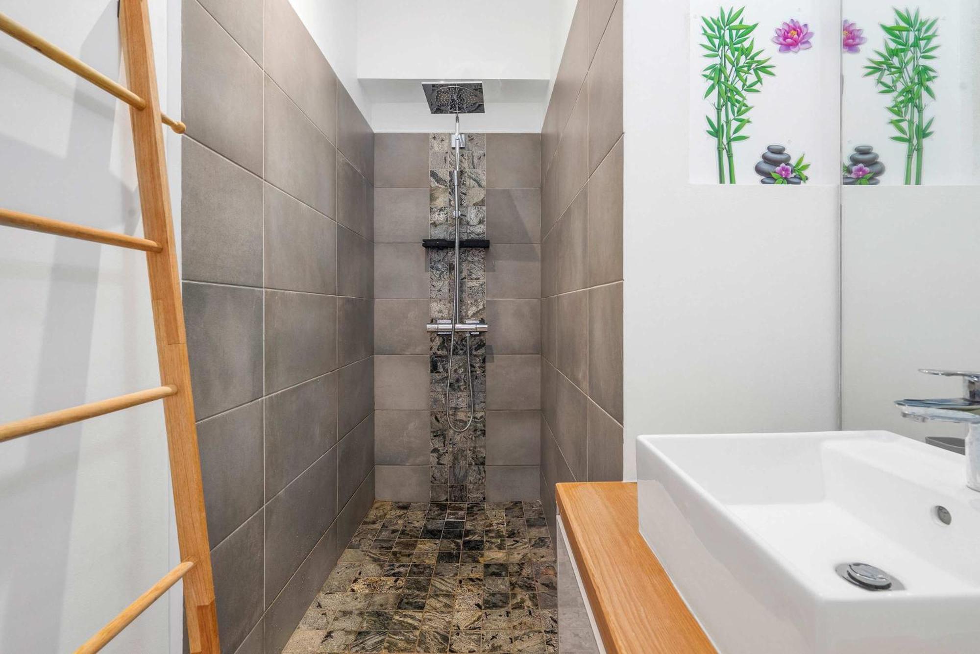 Samba Living - Jacuzzi & Mountain View Apartment *