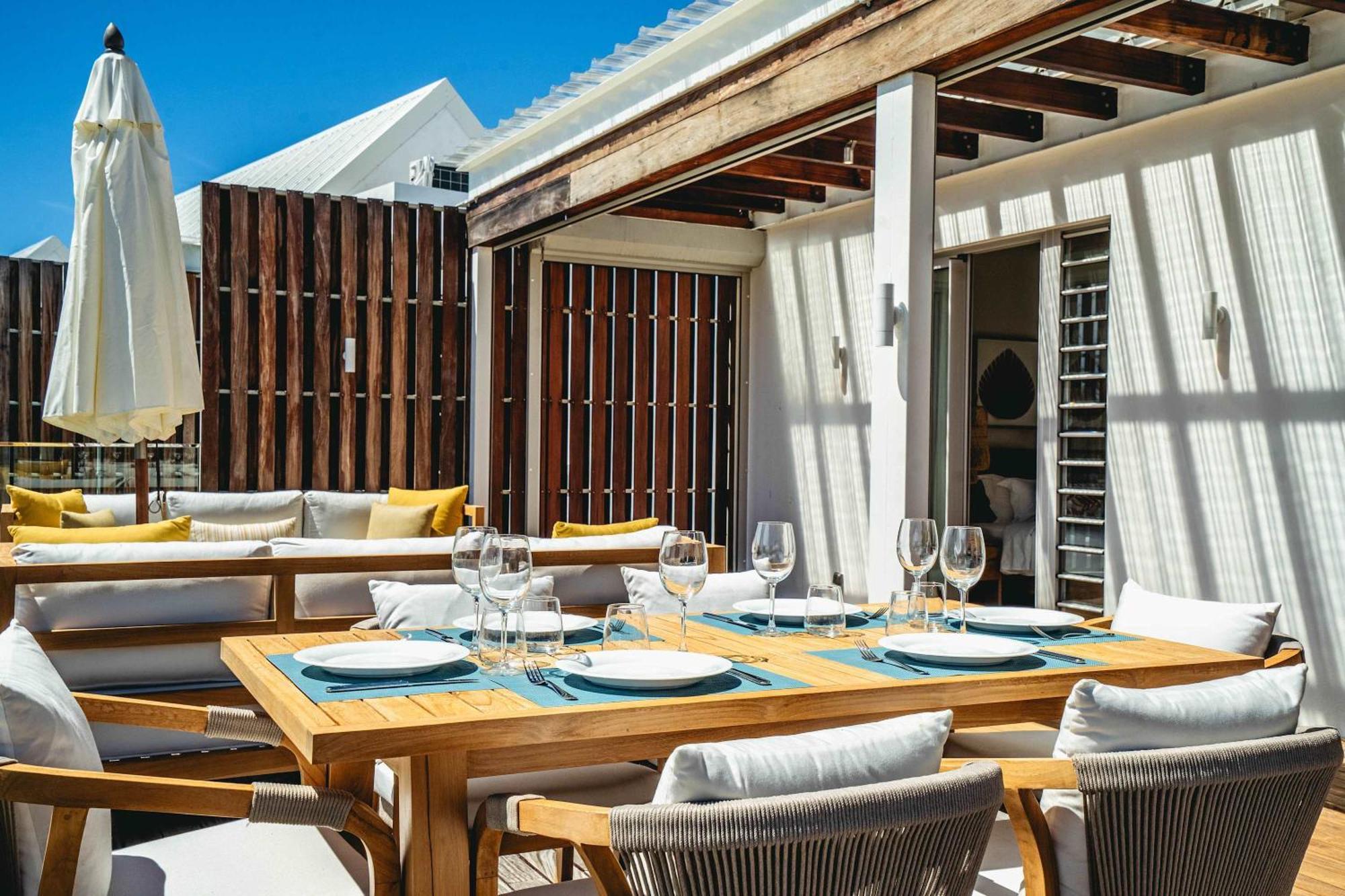 Aqua Serena - Luxury Beachfront Penthouse Grand Gaube