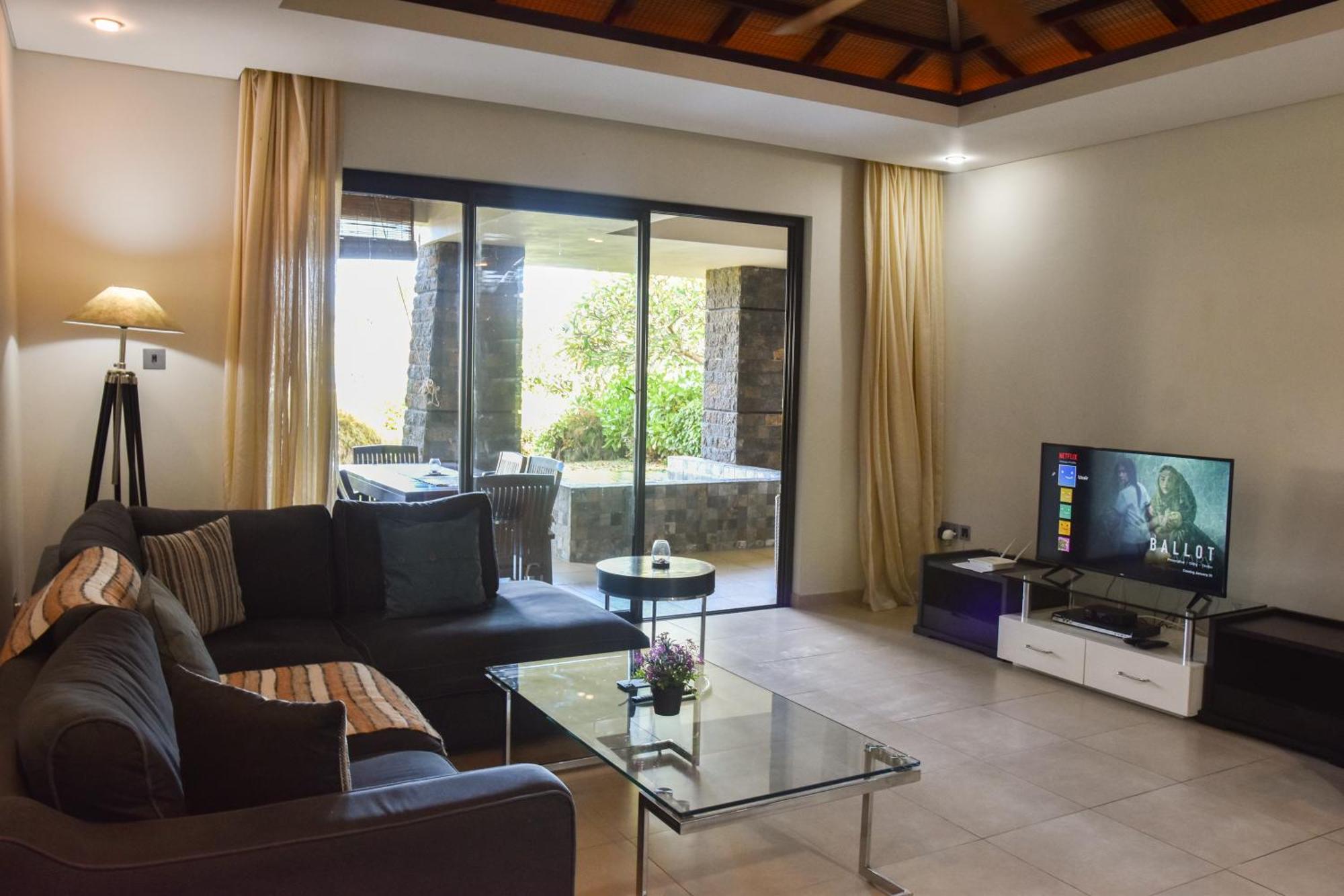 Villa With Private Pool *